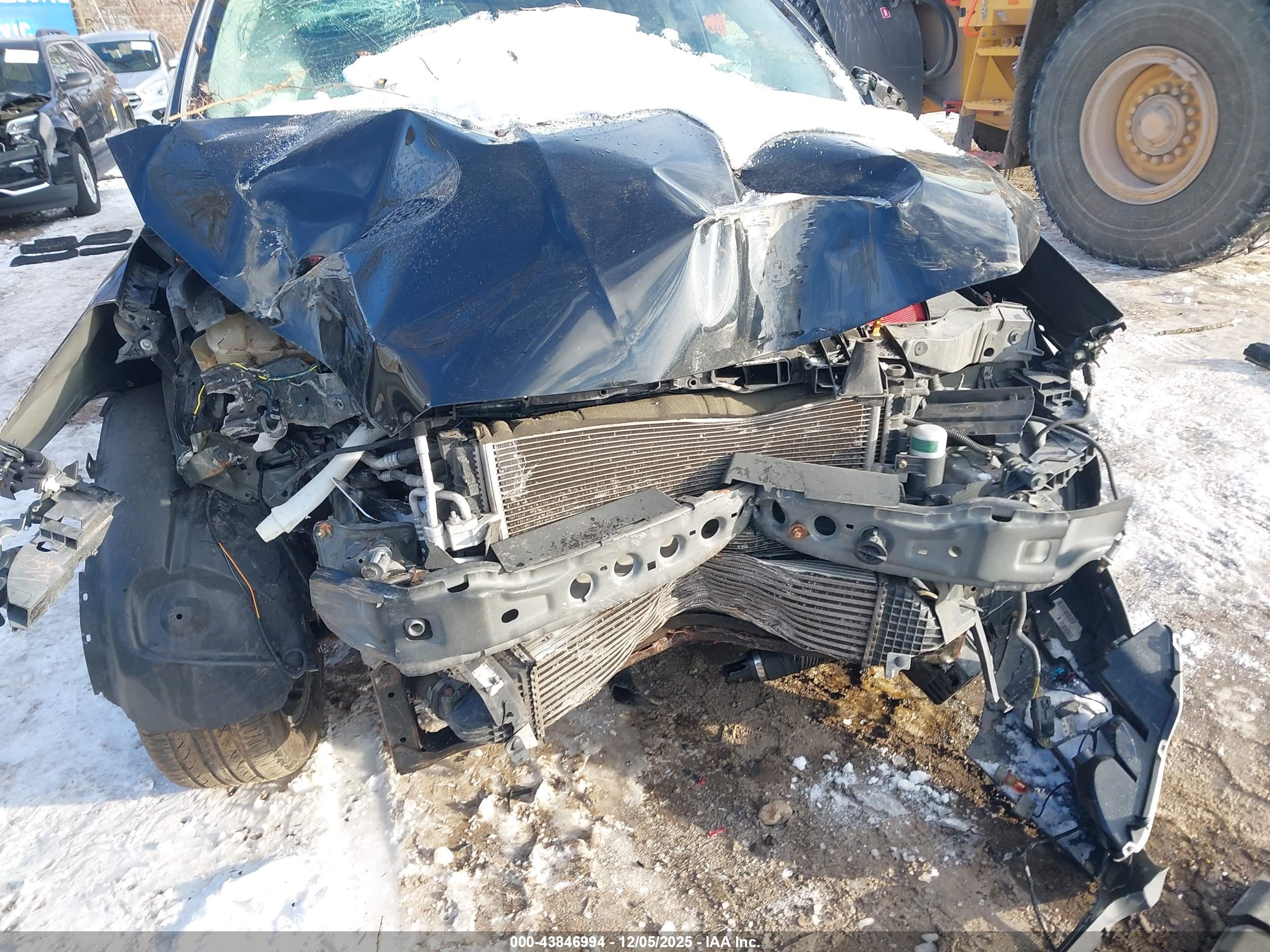 FORD ESCAPE image 6