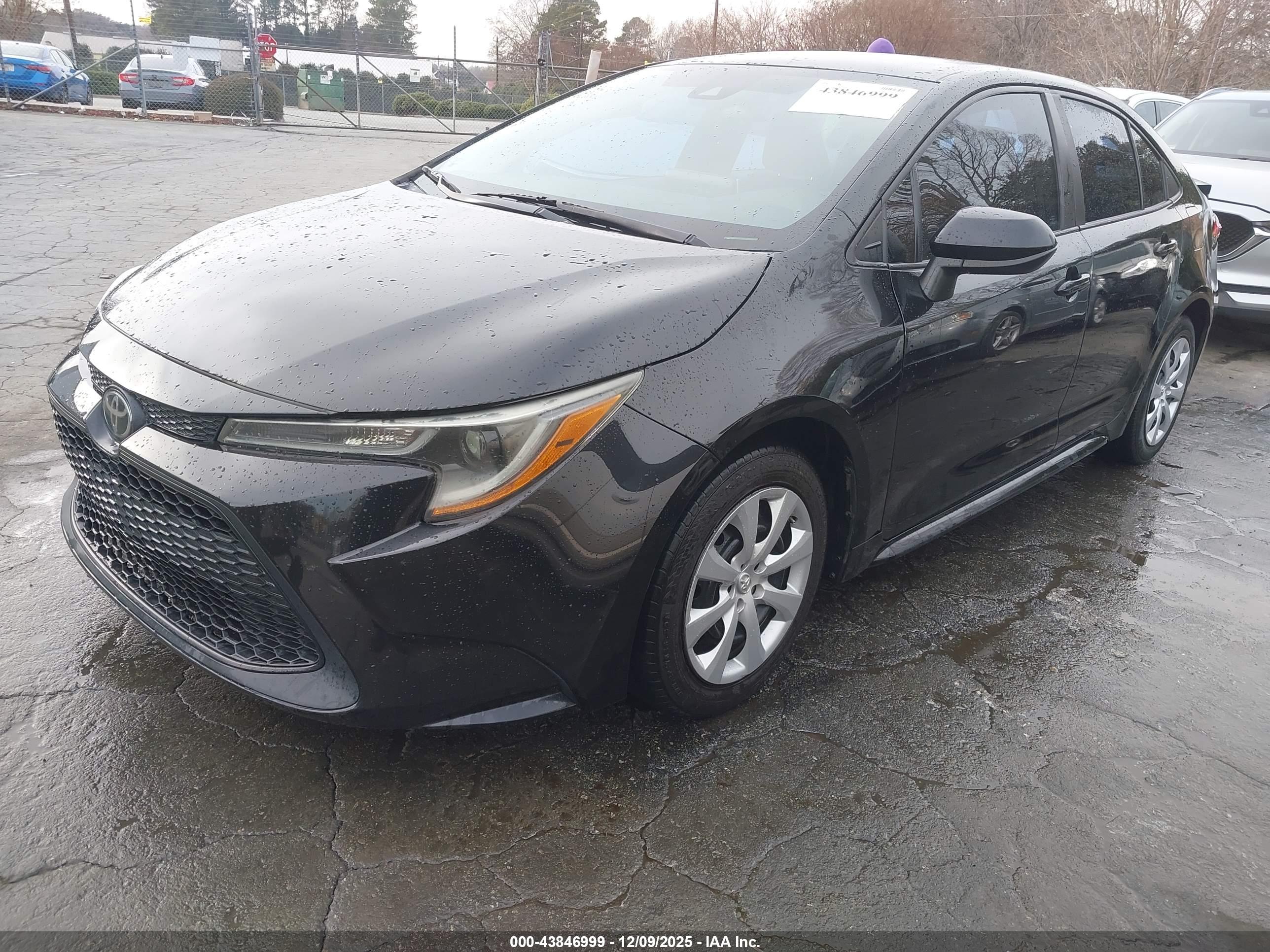 TOYOTA COROLLA image 2