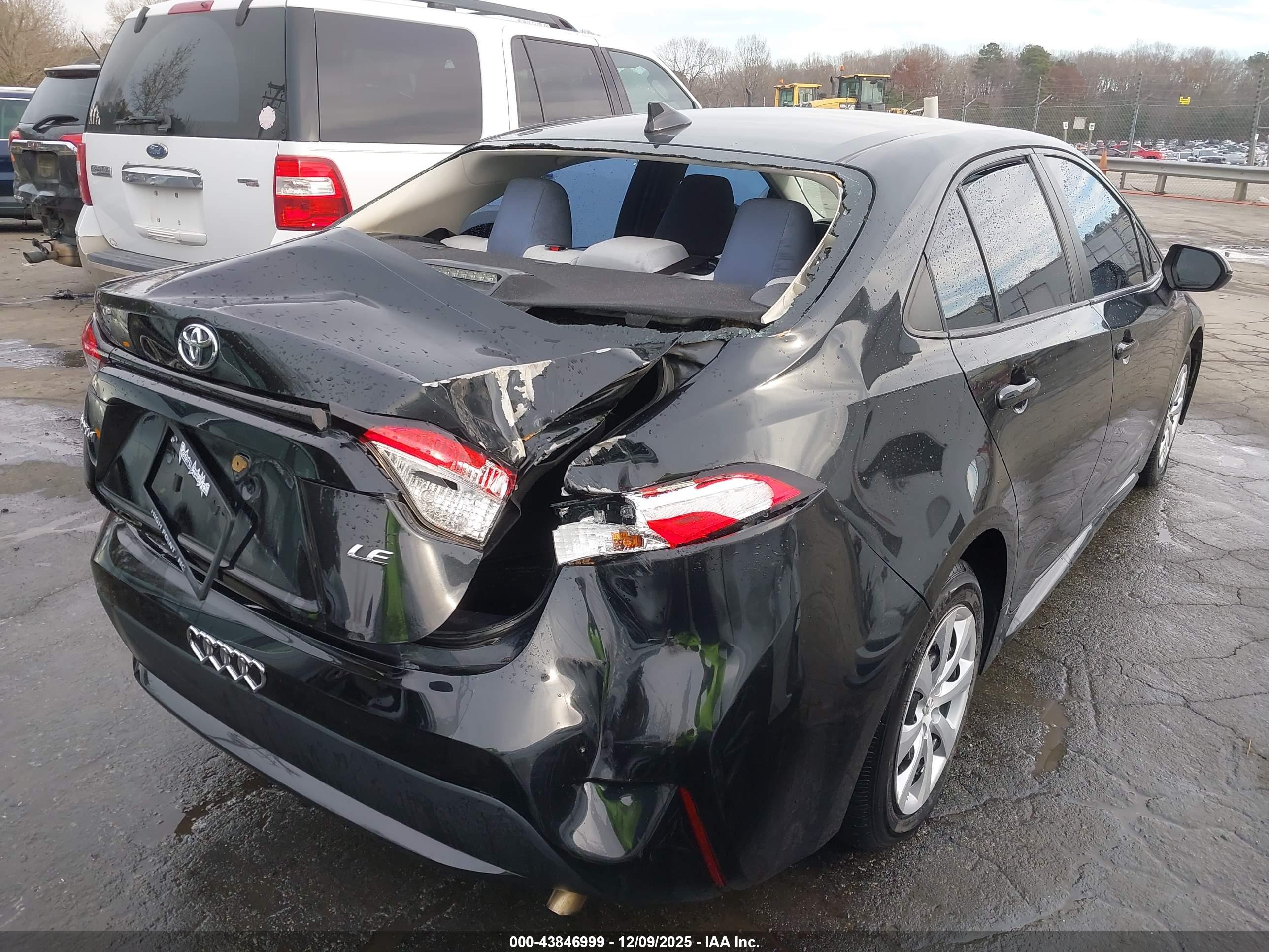 TOYOTA COROLLA image 4