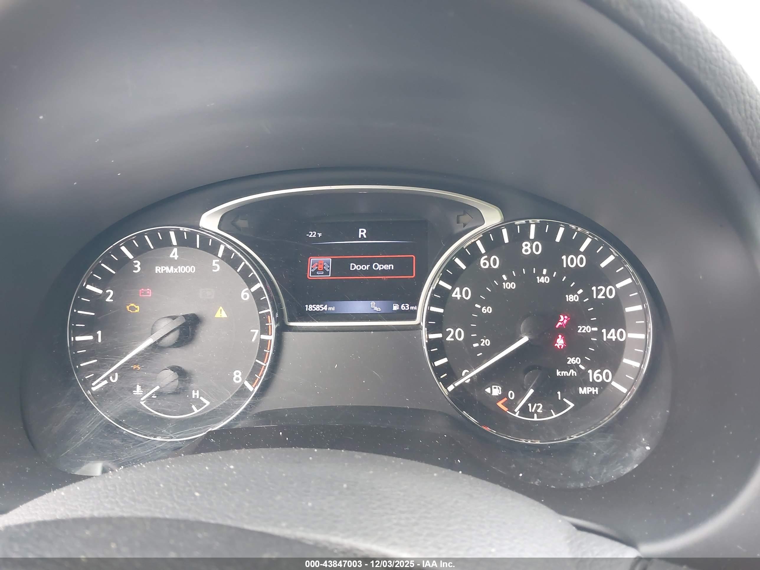 NISSAN ALTIMA image 7
