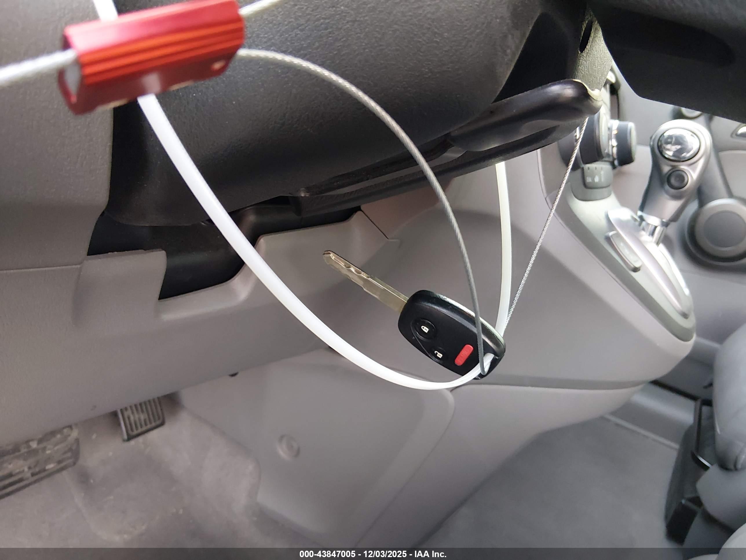 HONDA CR-V image 11