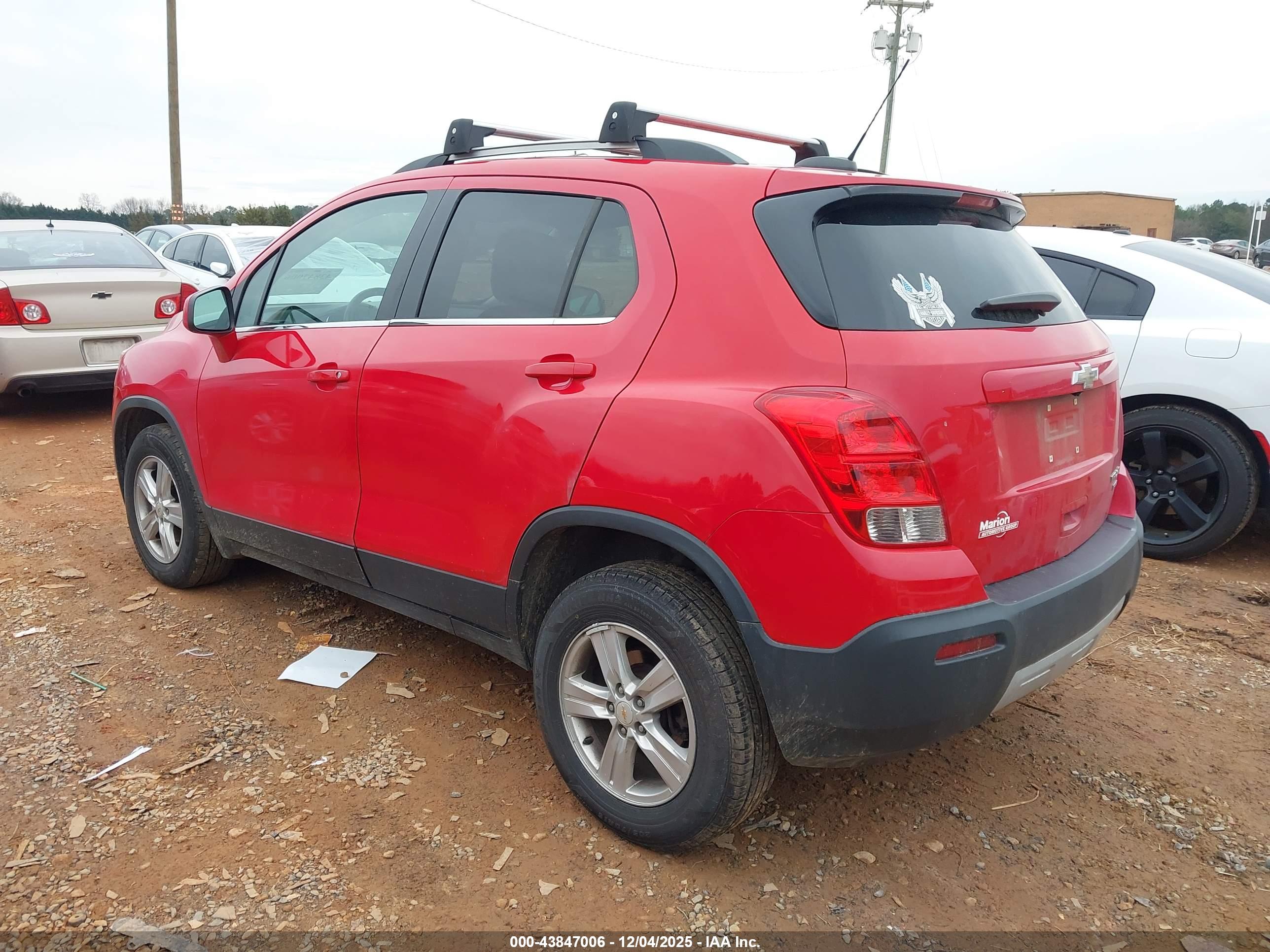 CHEVROLET TRAX image 3