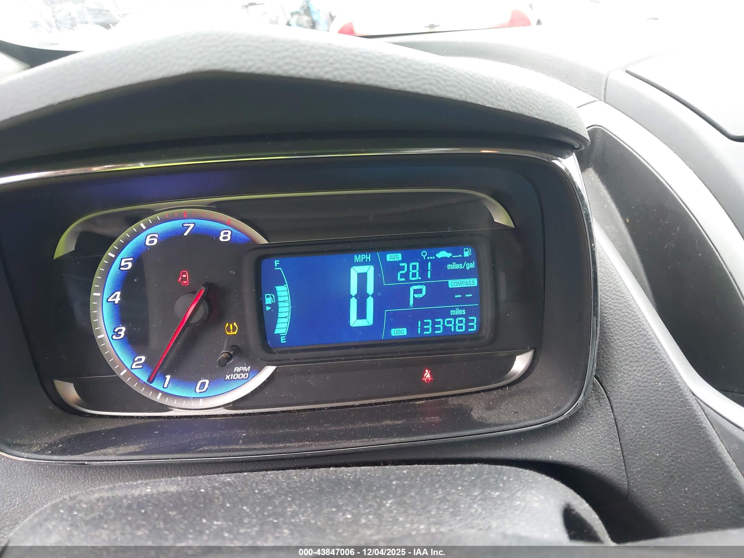 CHEVROLET TRAX image 7