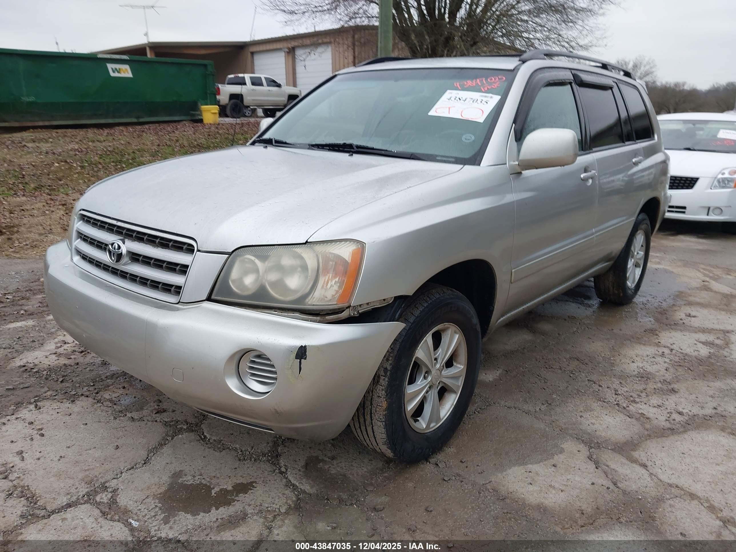 TOYOTA HIGHLANDER image 2