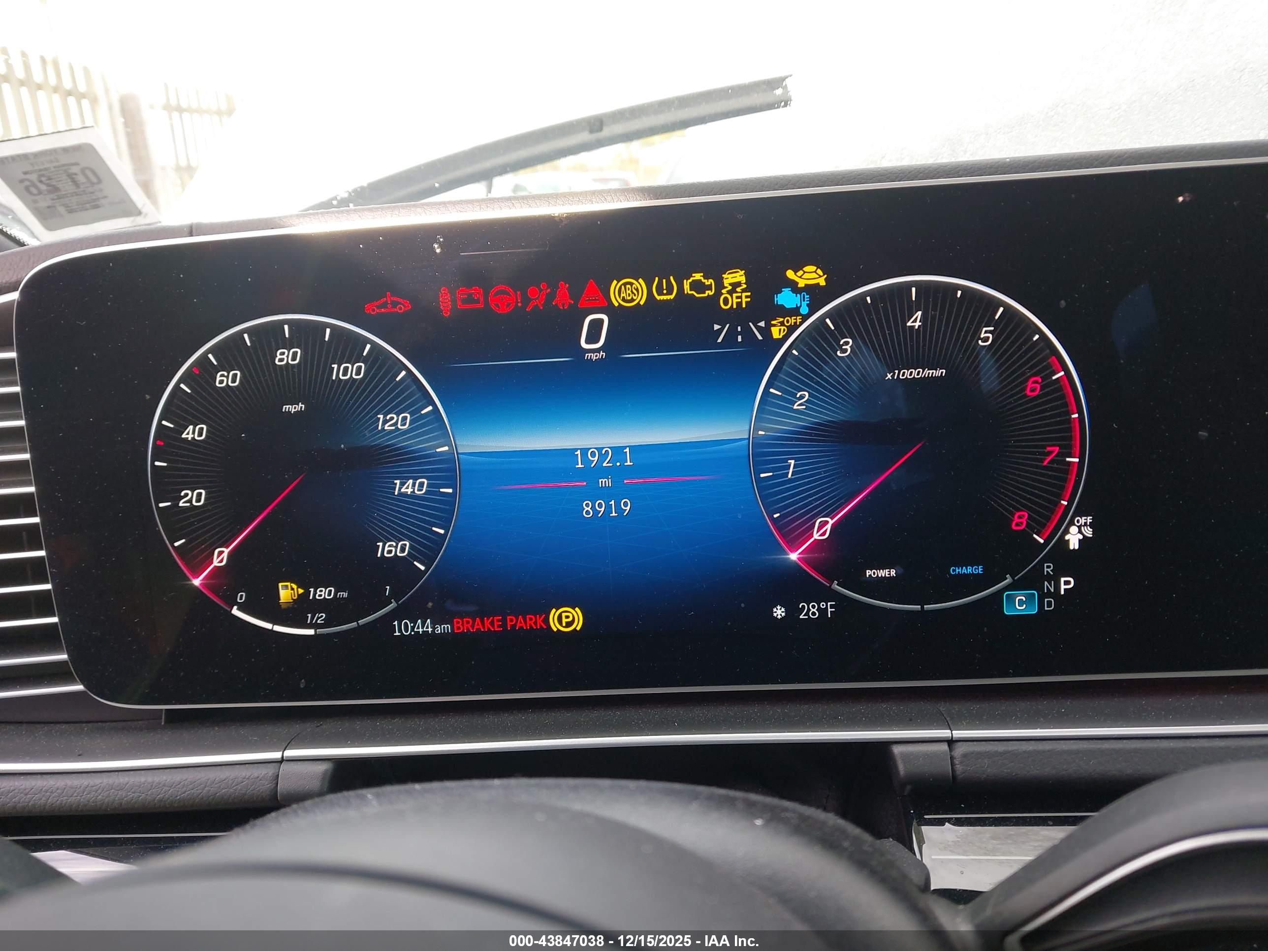 MERCEDES-BENZ GLS image 7