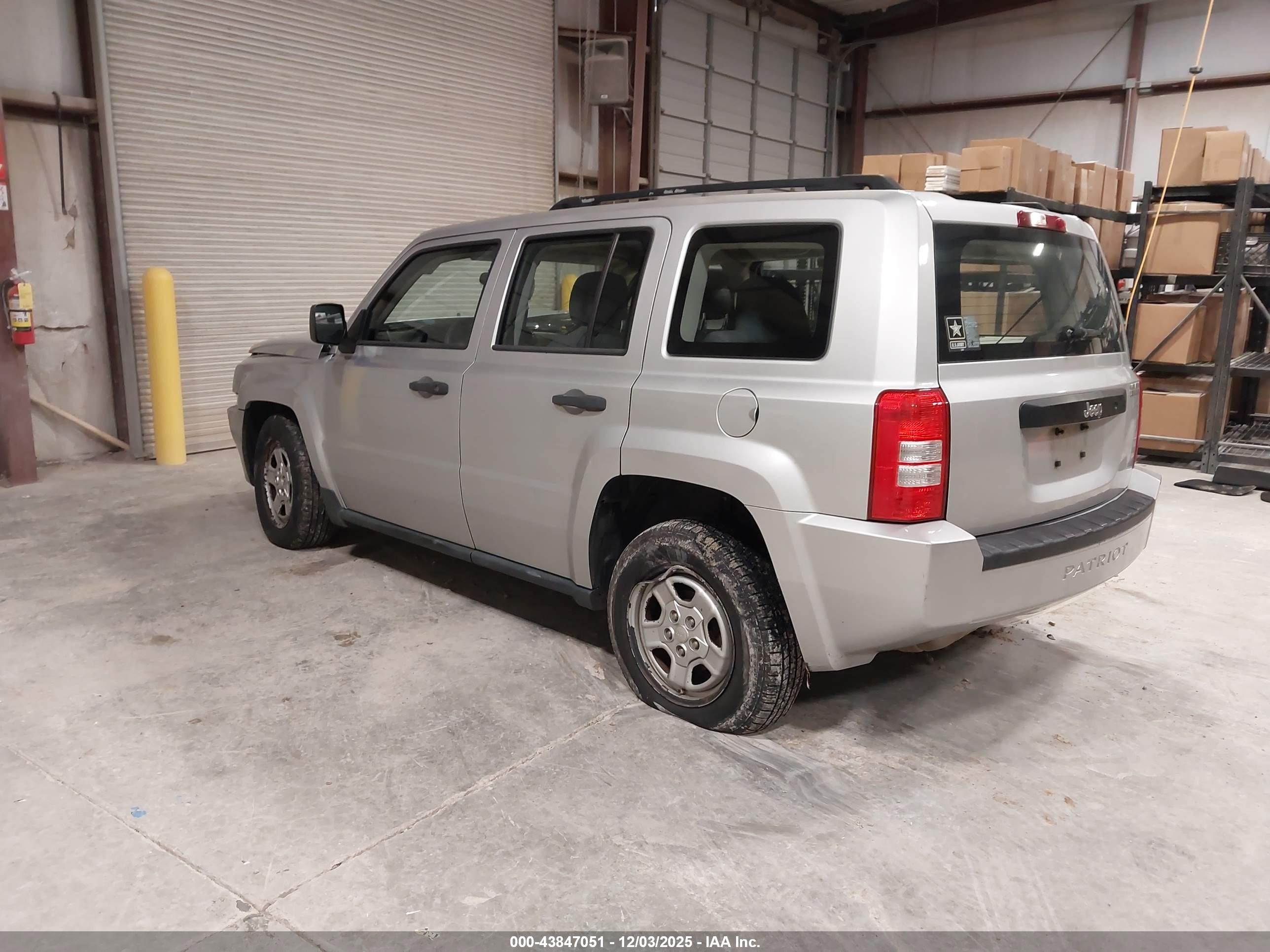 JEEP PATRIOT image 3