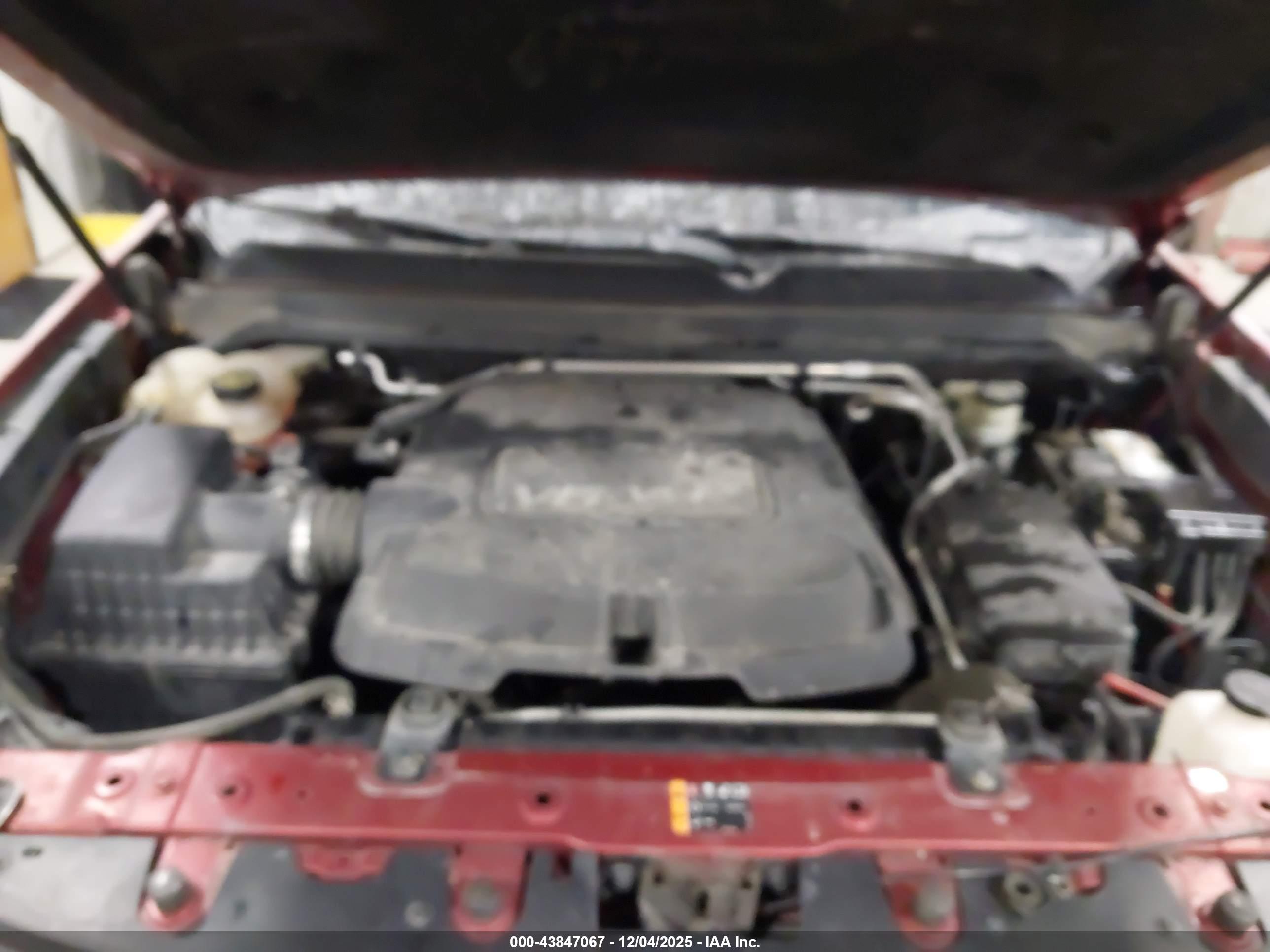 CHEVROLET COLORADO image 10