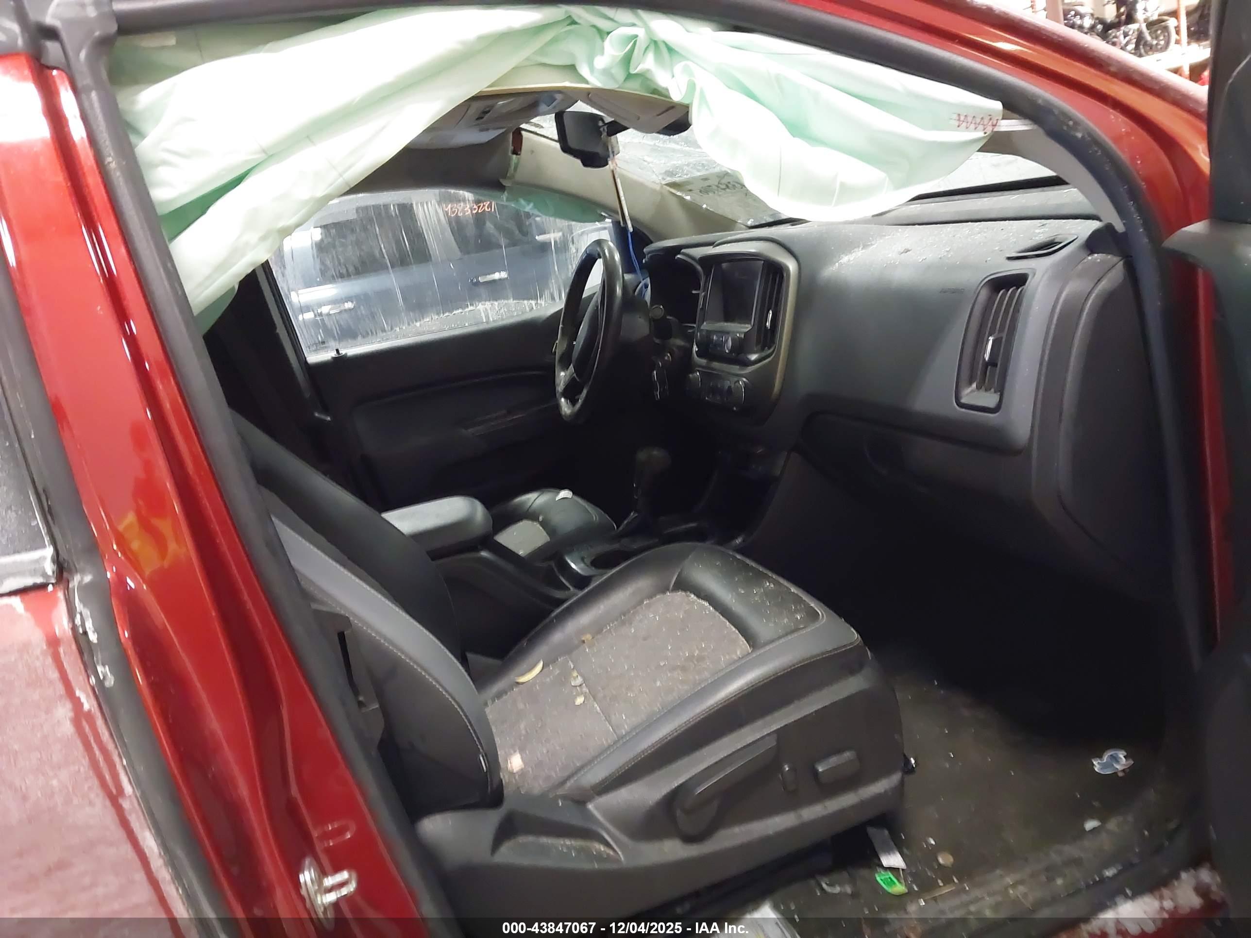 CHEVROLET COLORADO image 5