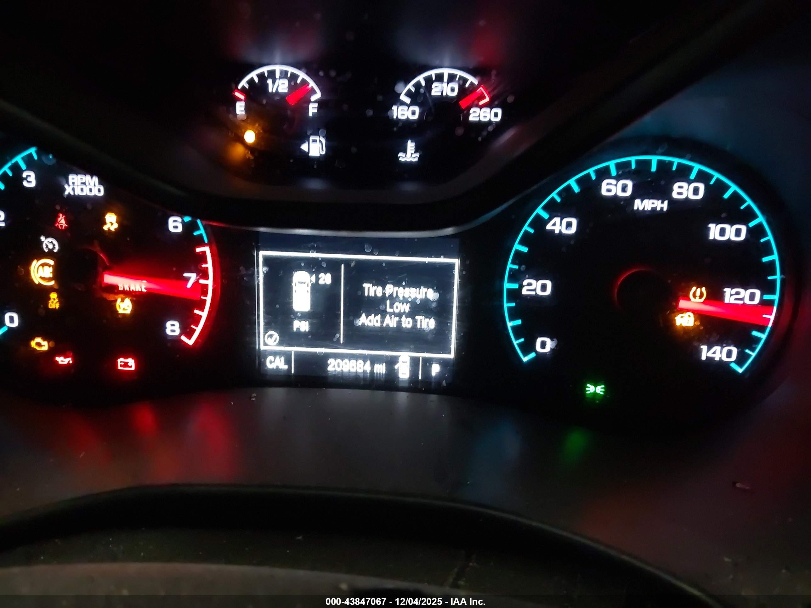 CHEVROLET COLORADO image 7