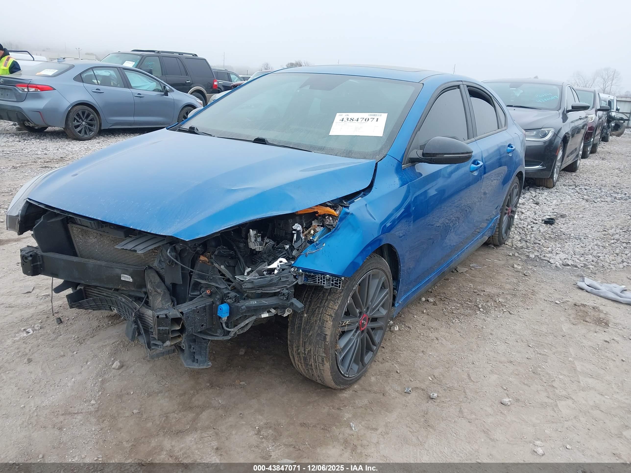 KIA FORTE image 2