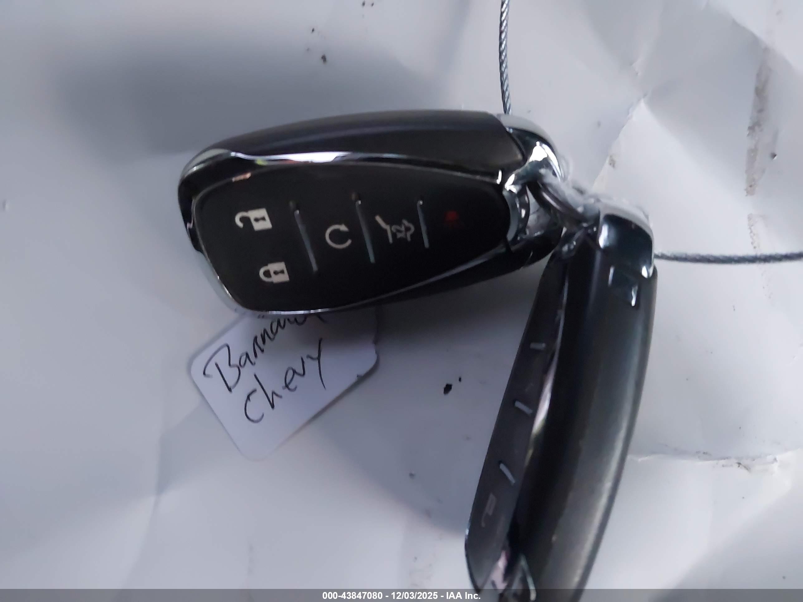 CHEVROLET EQUINOX image 11