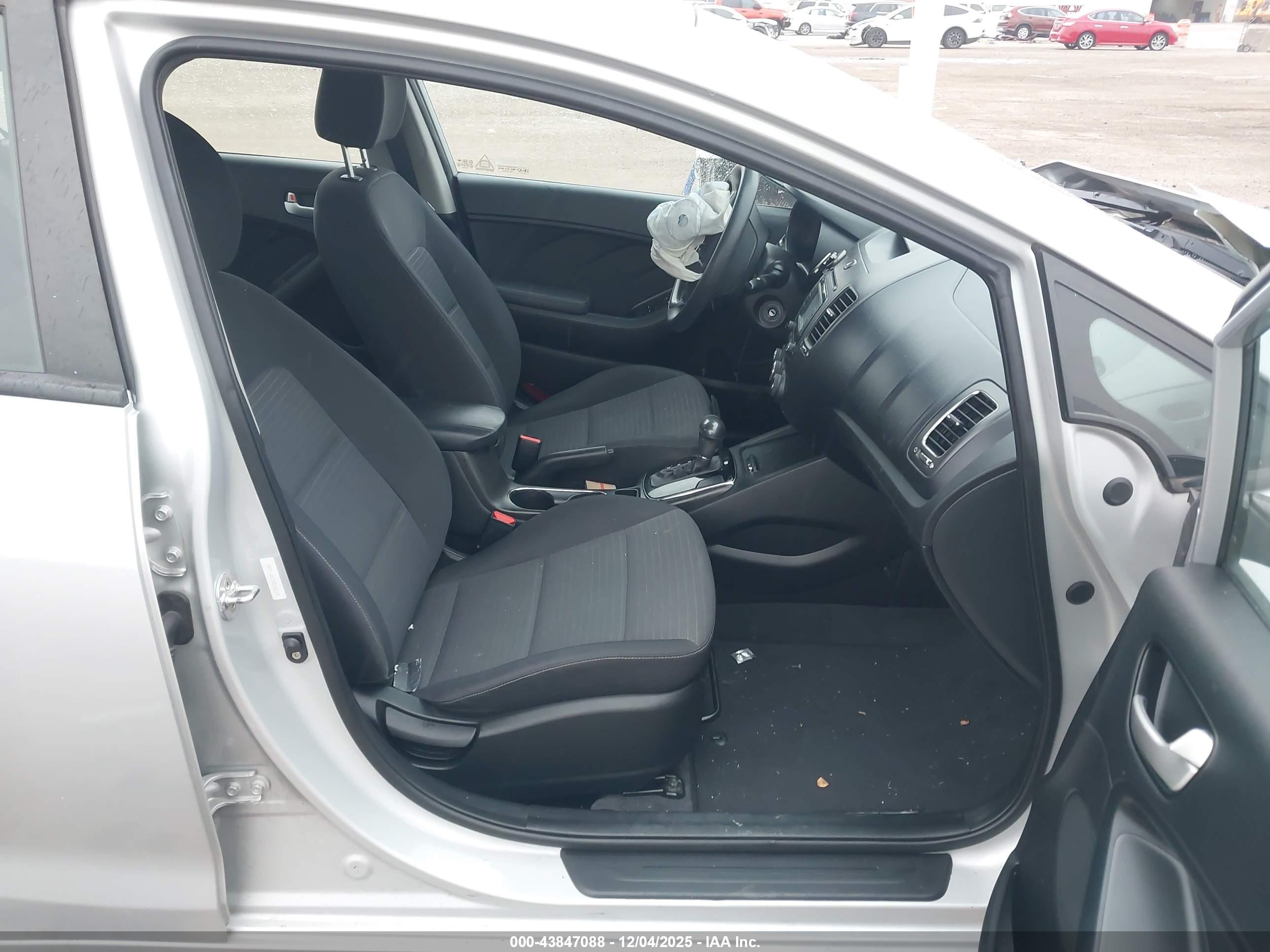 KIA FORTE image 5