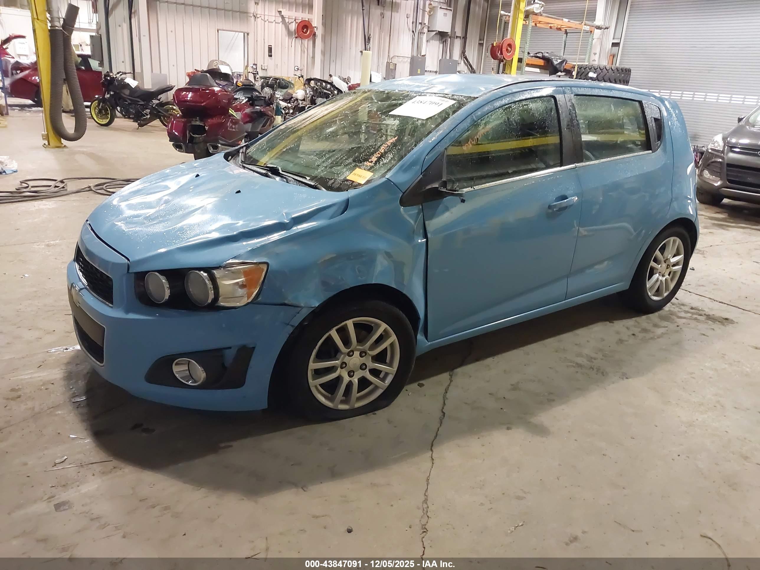 CHEVROLET SONIC image 2