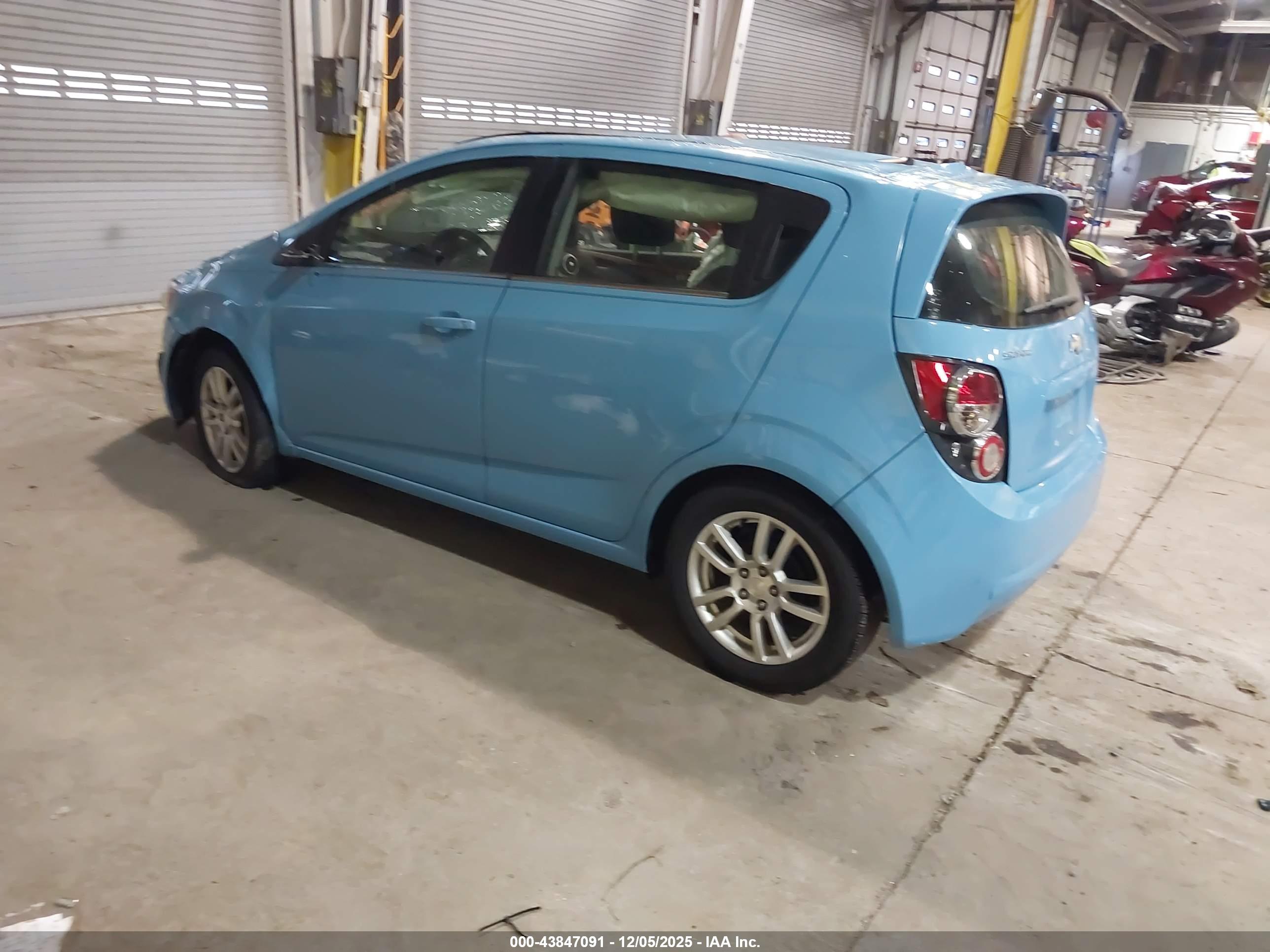 CHEVROLET SONIC image 3