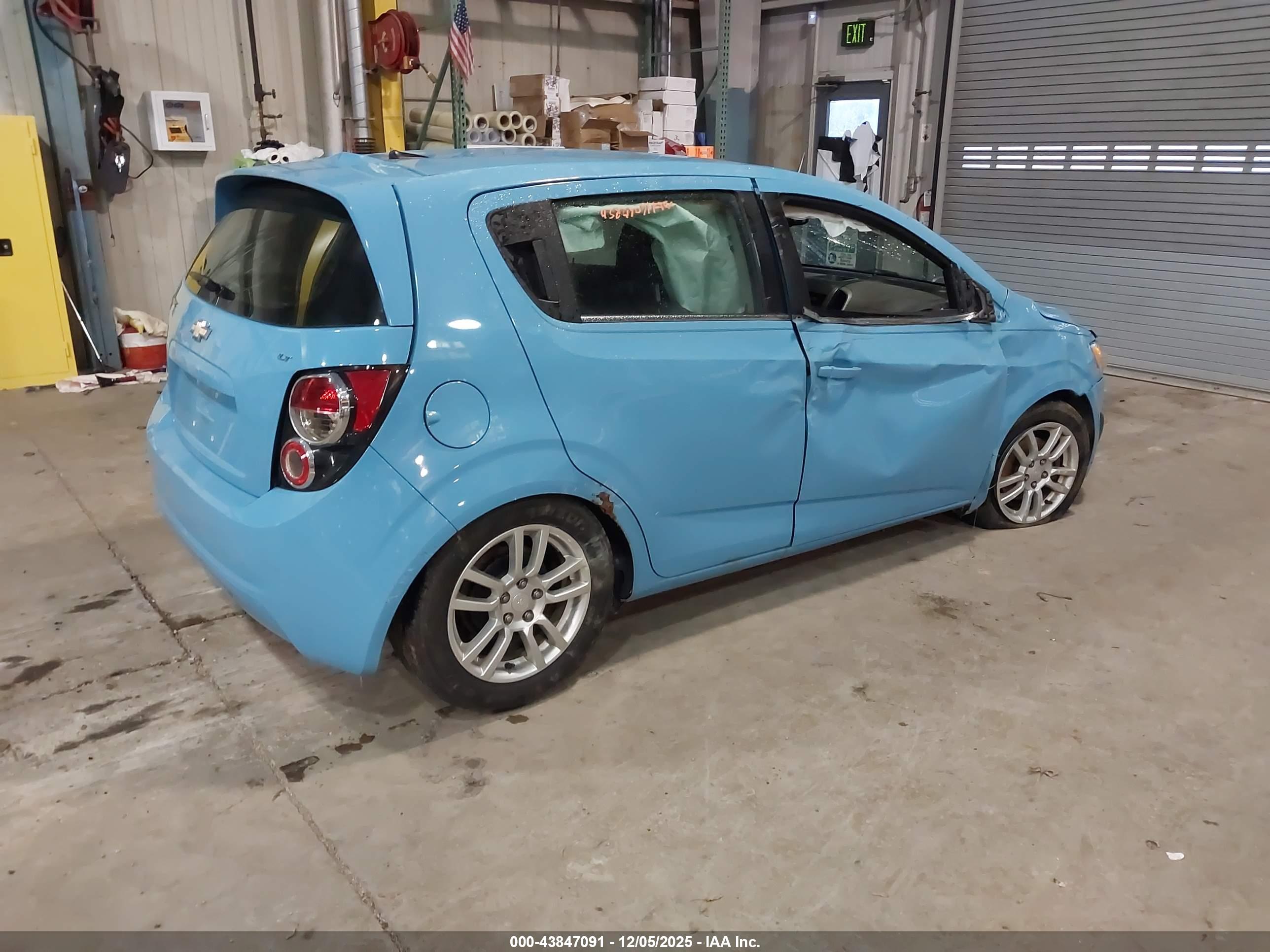 CHEVROLET SONIC image 4