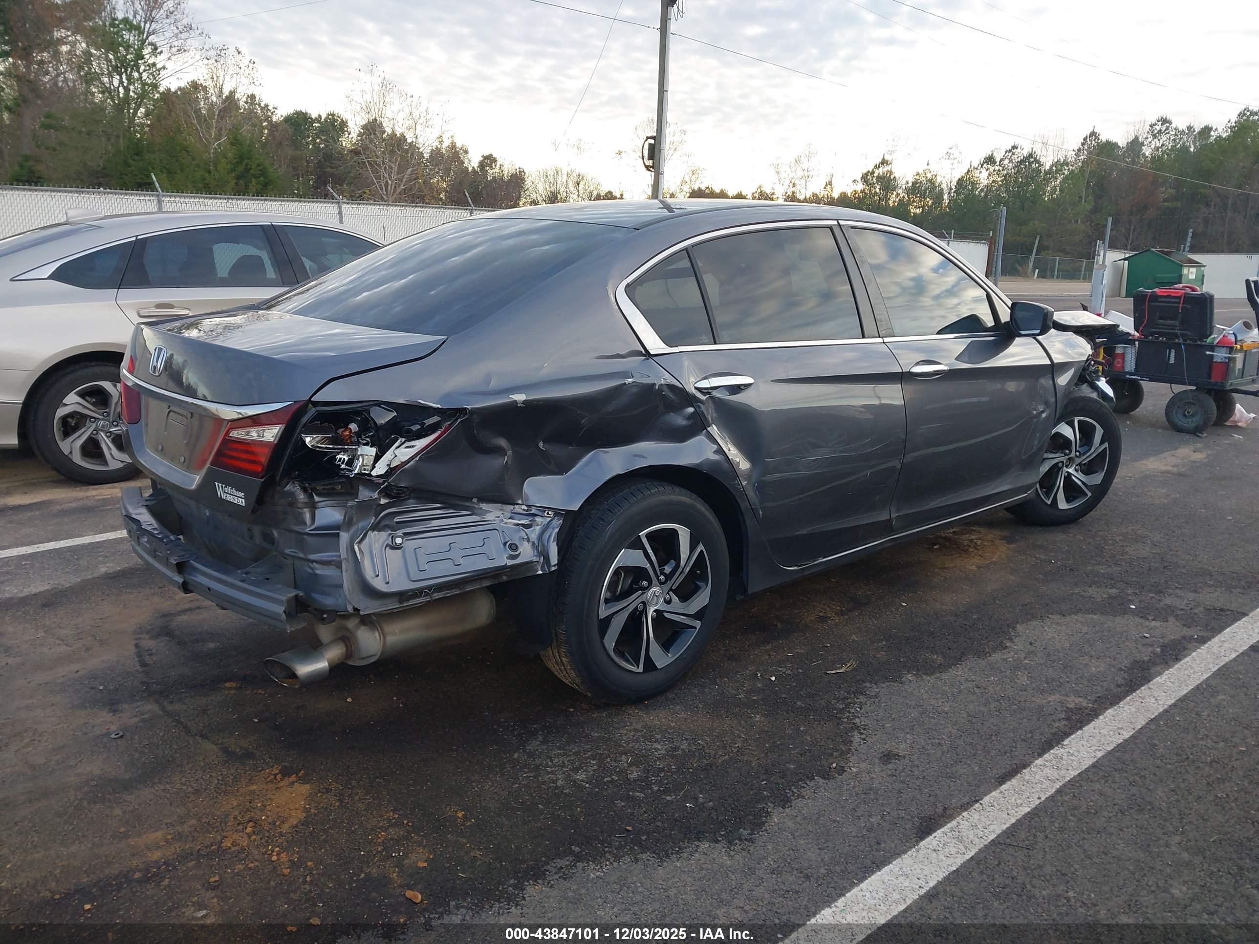 HONDA ACCORD image 4