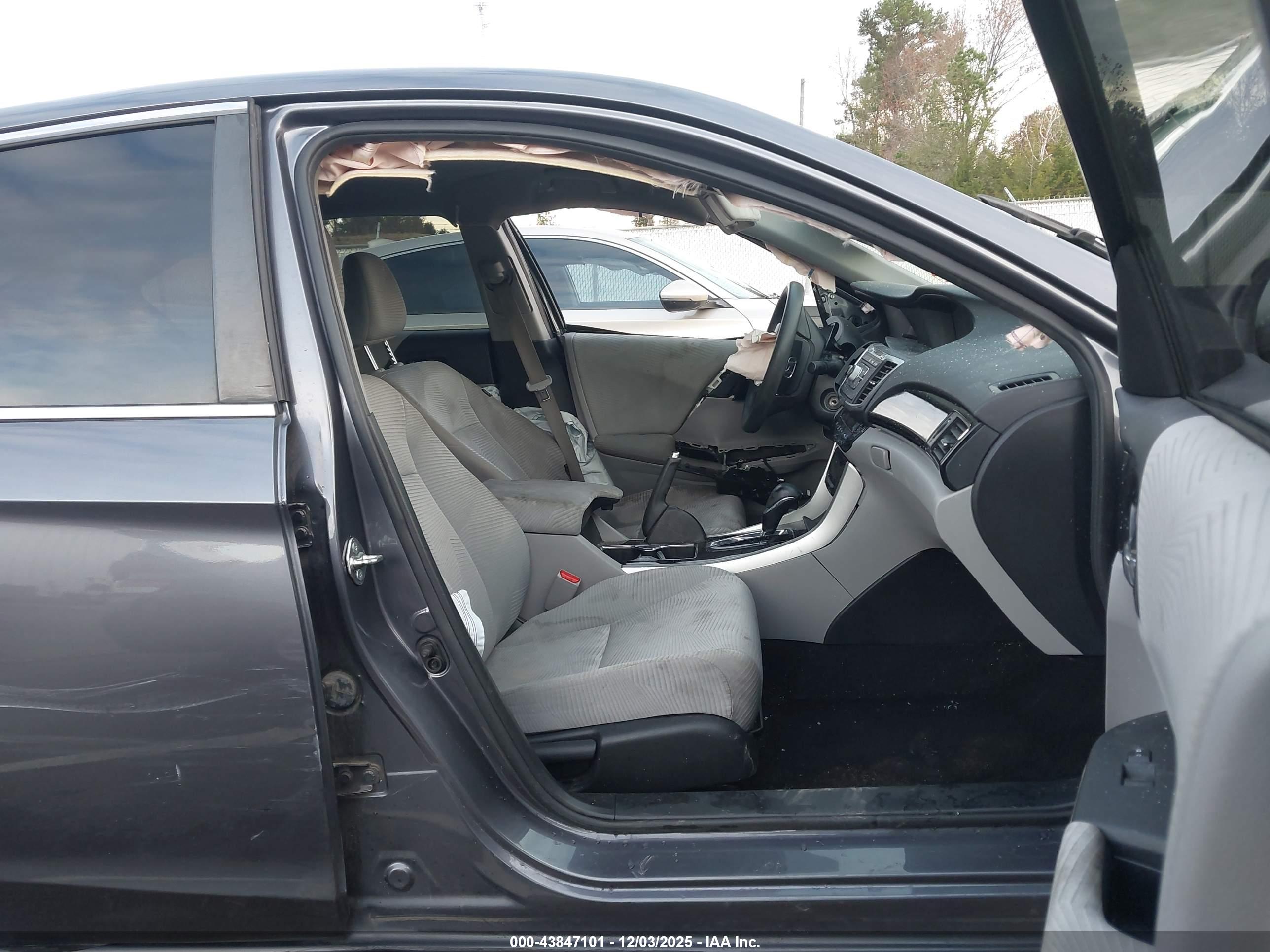 HONDA ACCORD image 5