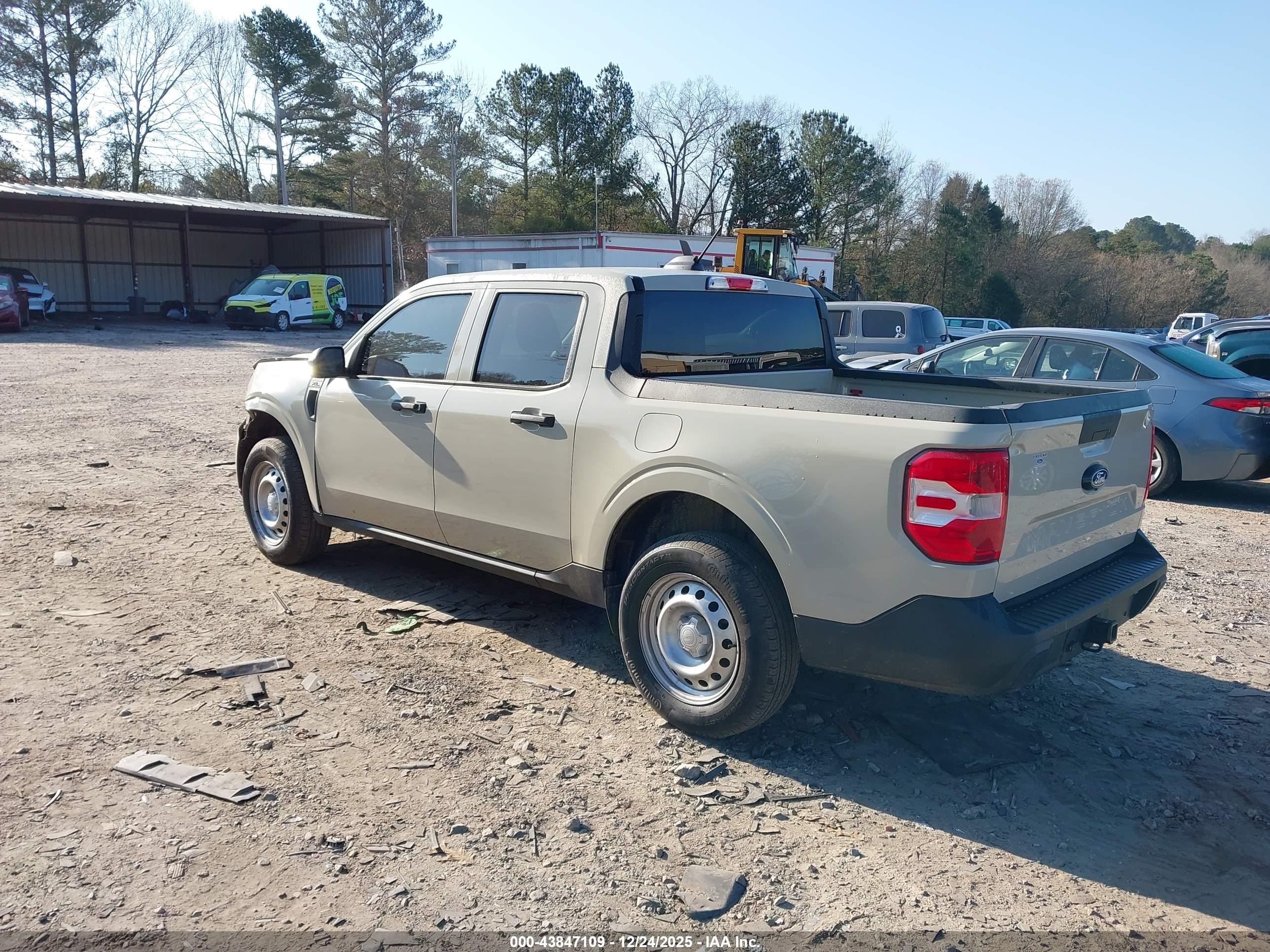 FORD MAVERICK image 3