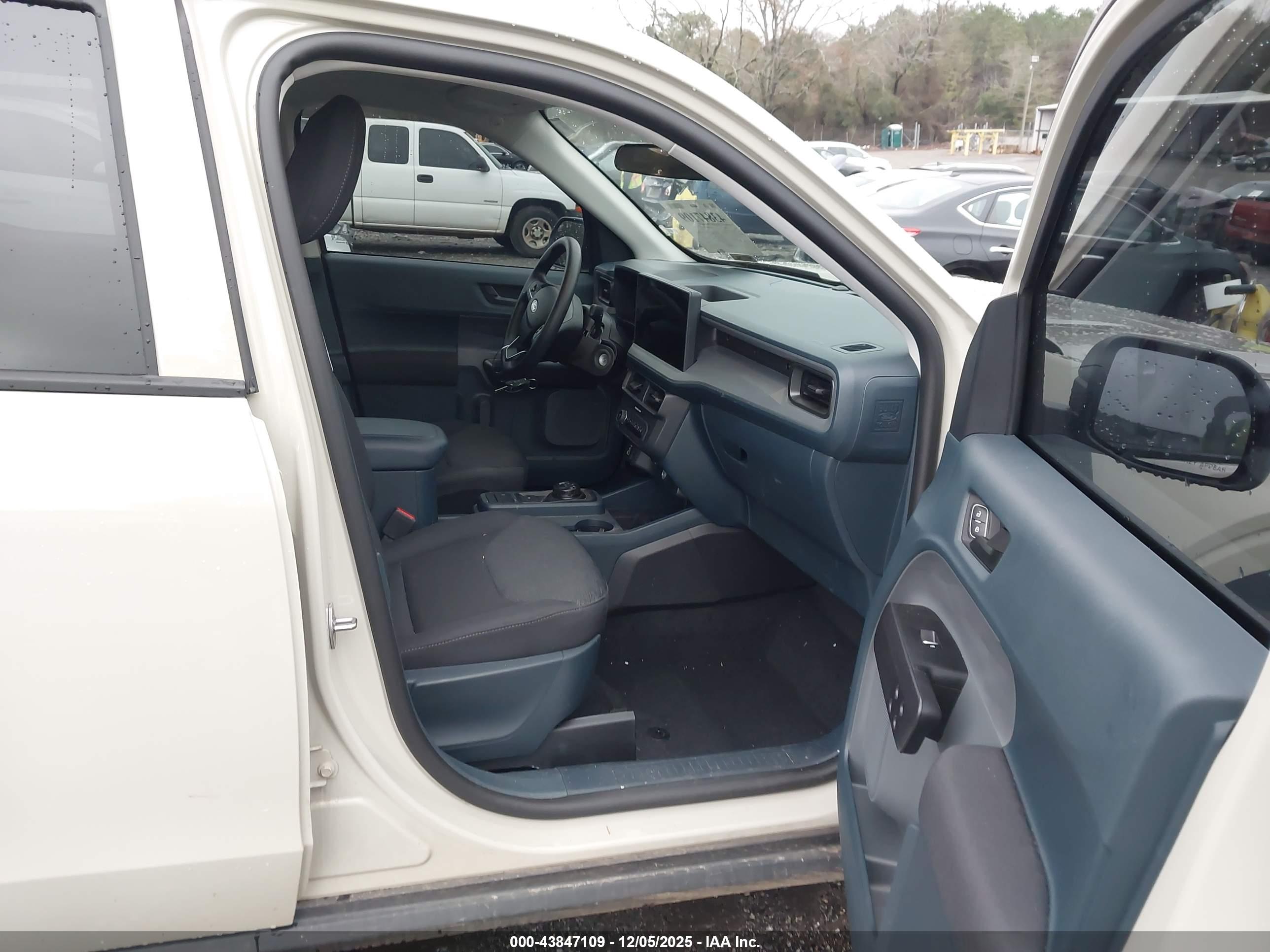 FORD MAVERICK image 5