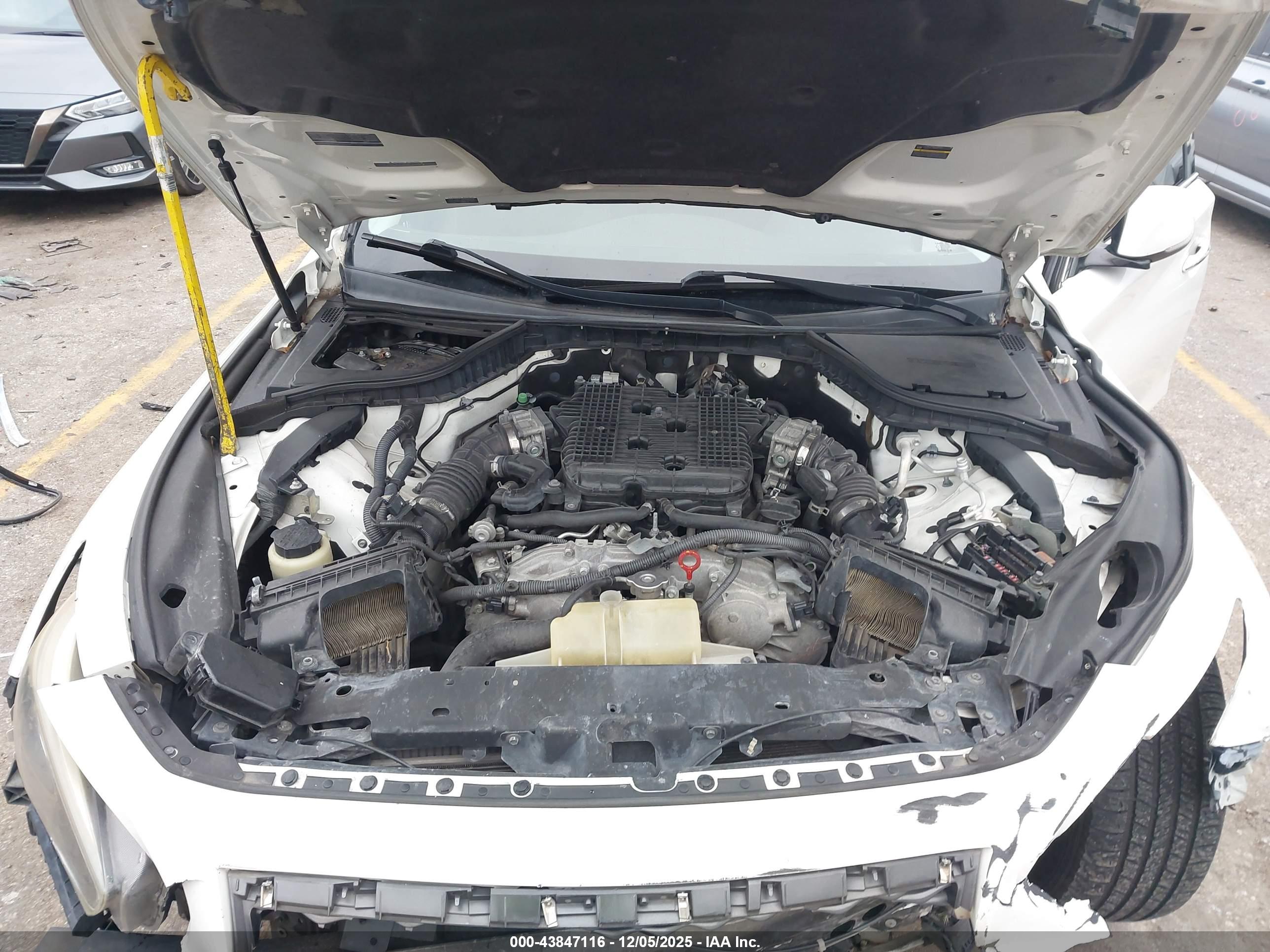 INFINITI Q50 image 10