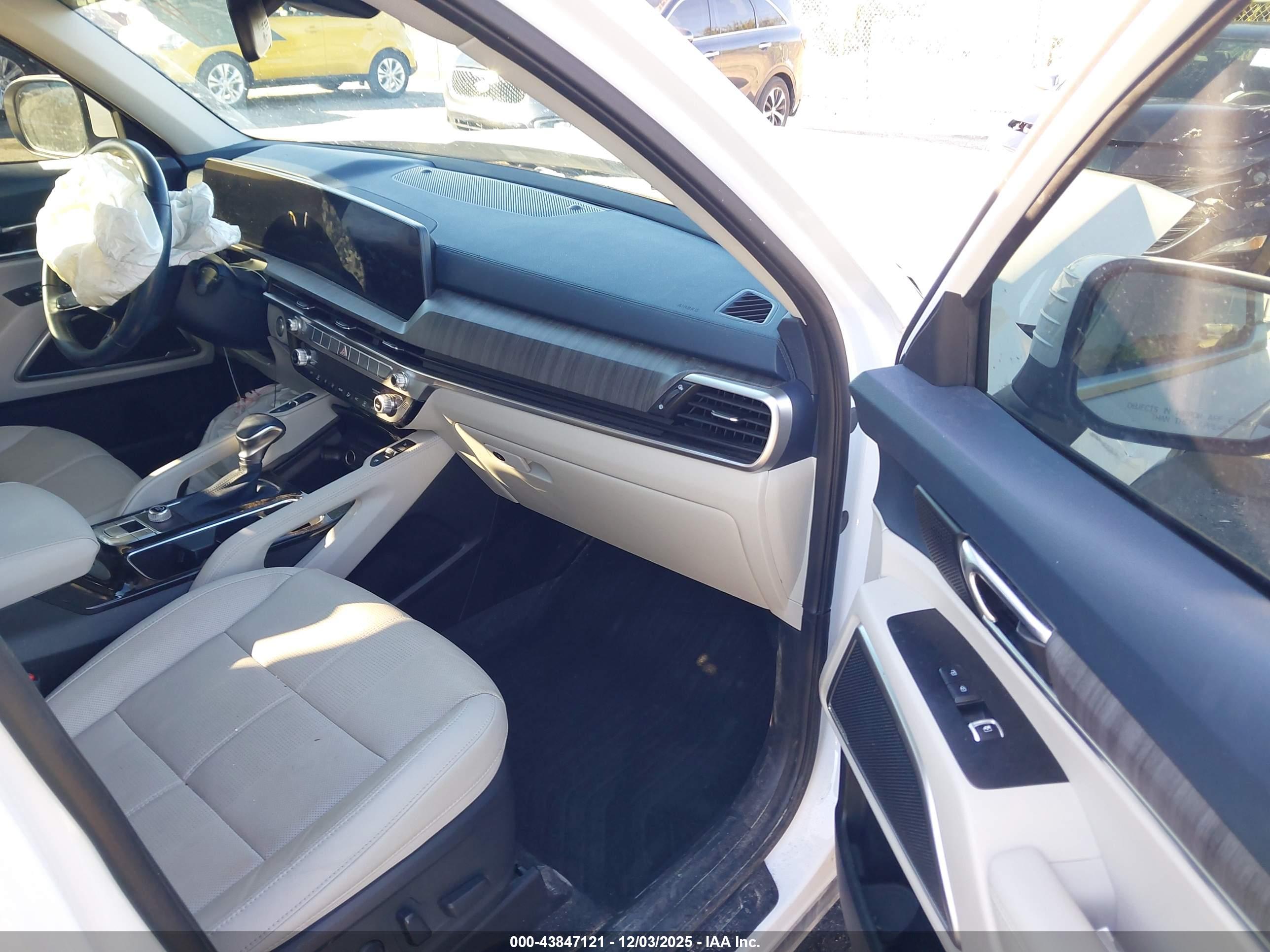 KIA TELLURIDE image 5