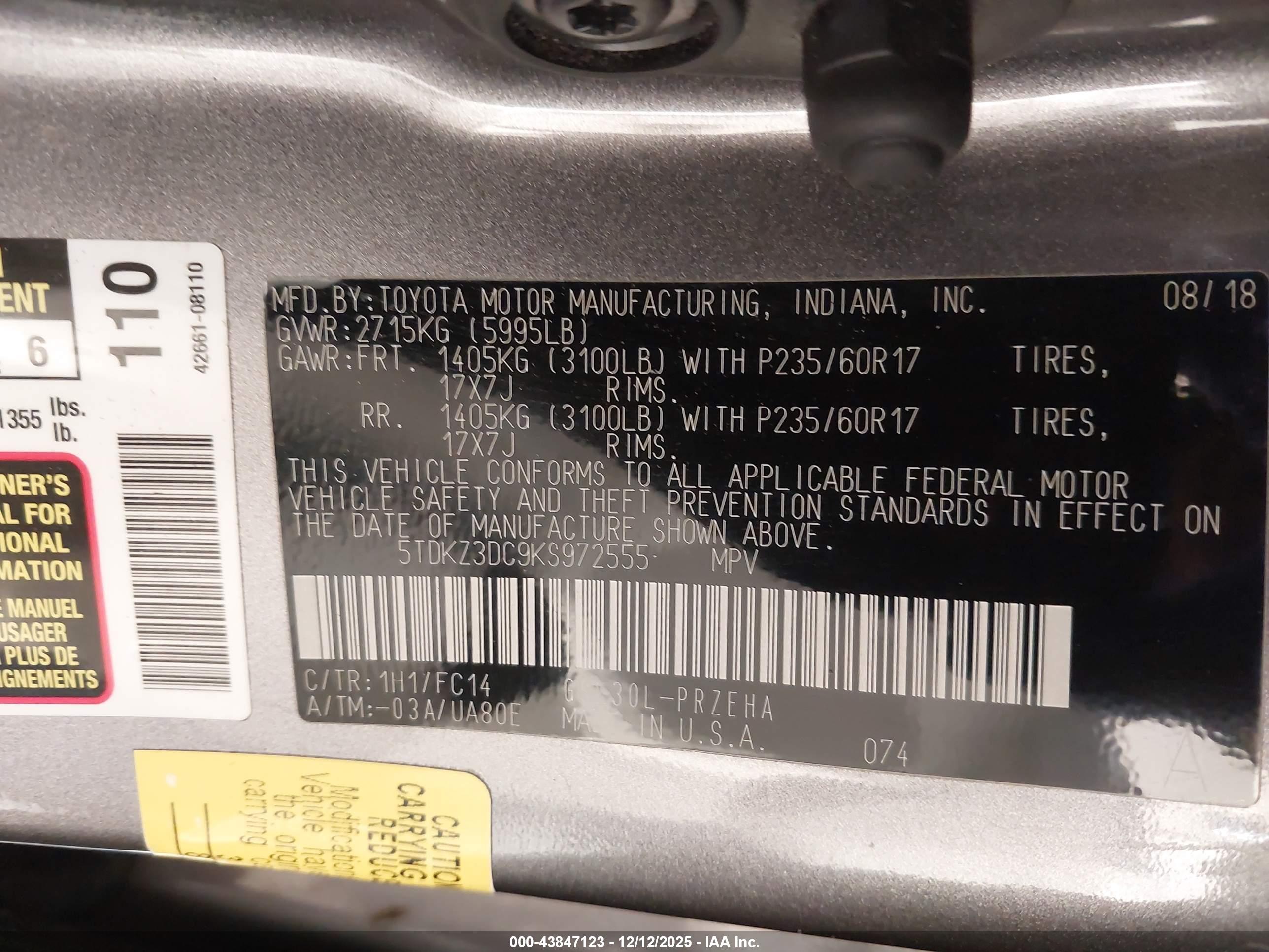 TOYOTA SIENNA image 9