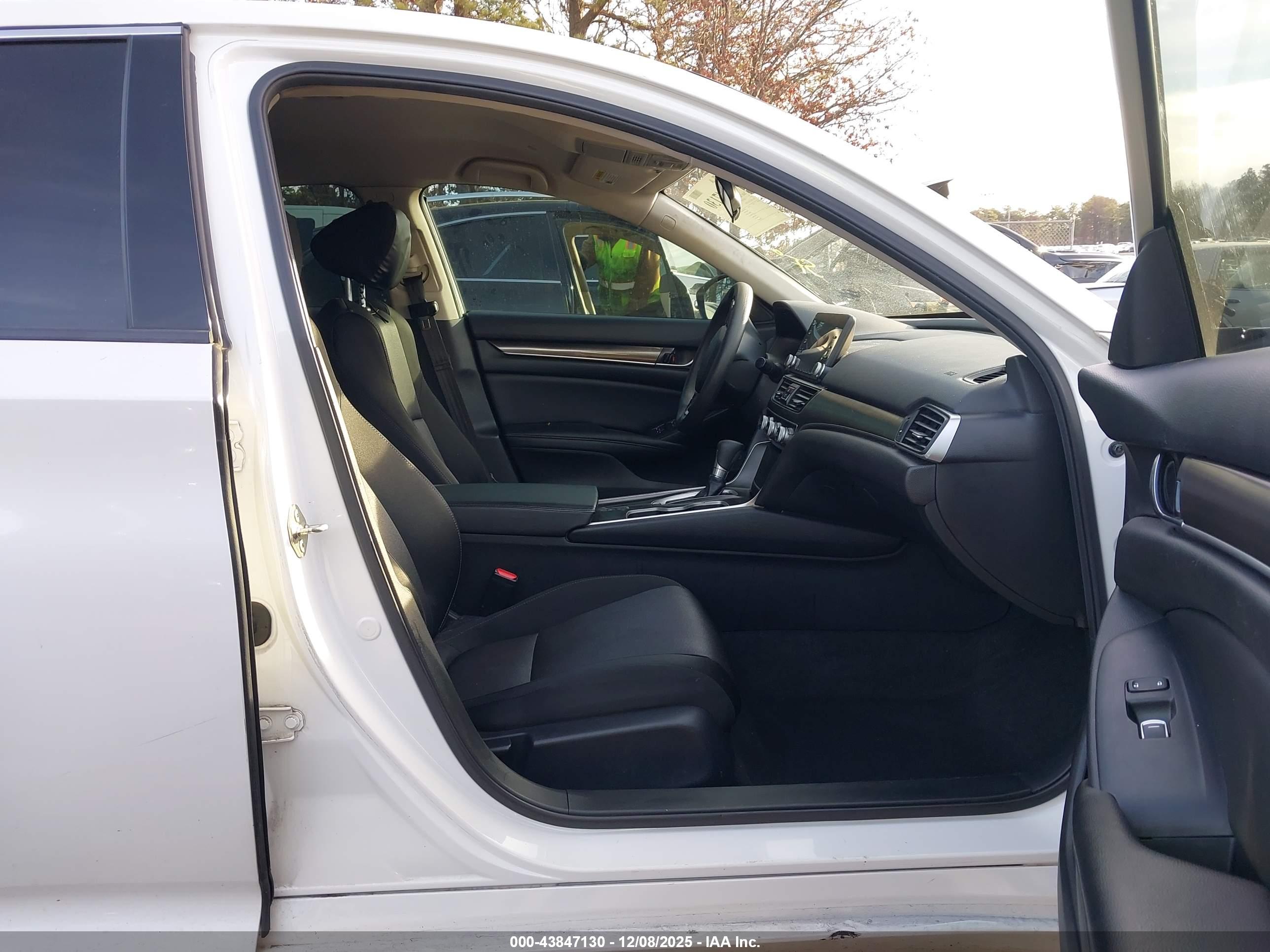 HONDA ACCORD image 5