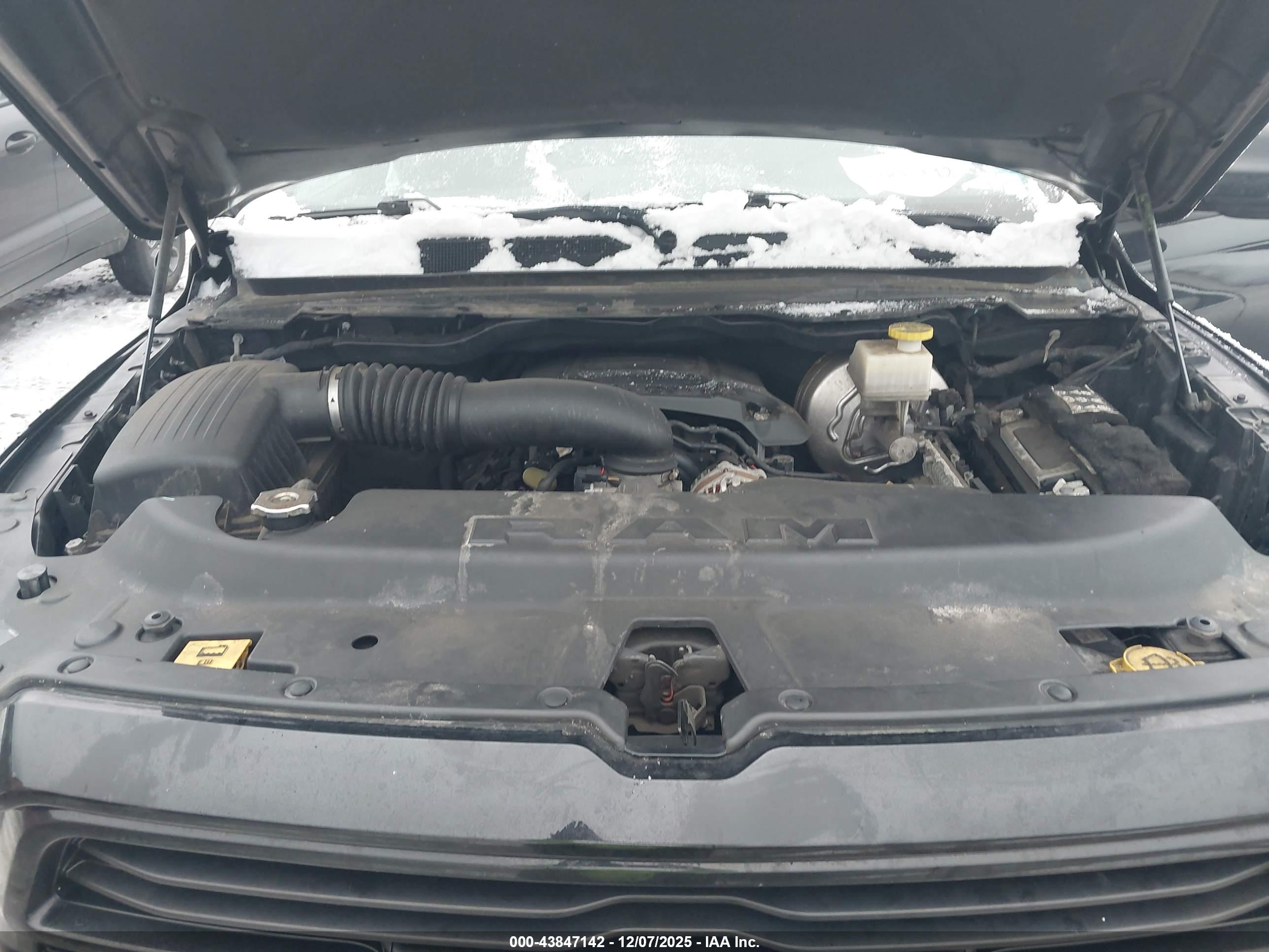 RAM 1500 image 10