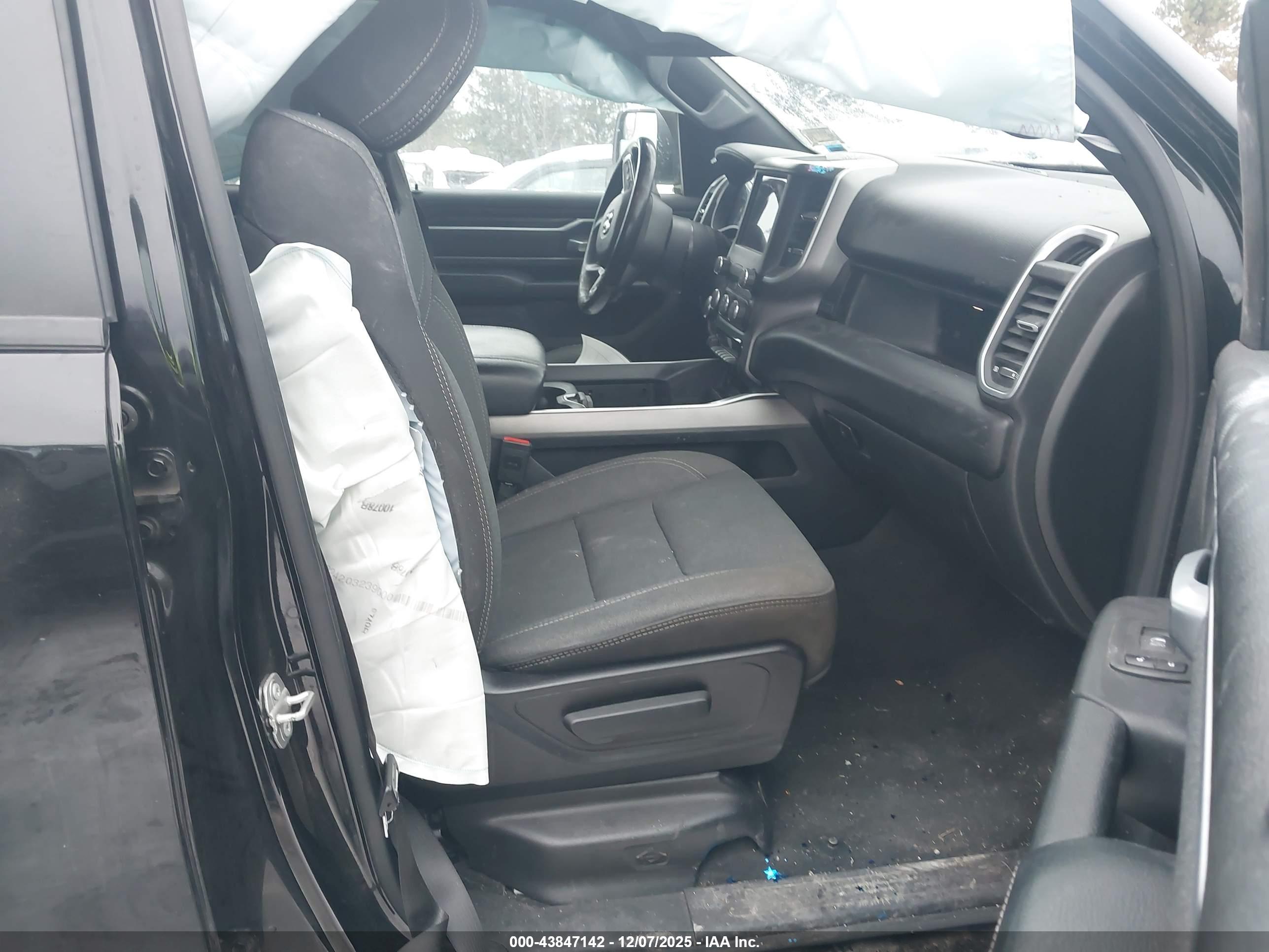 RAM 1500 image 5
