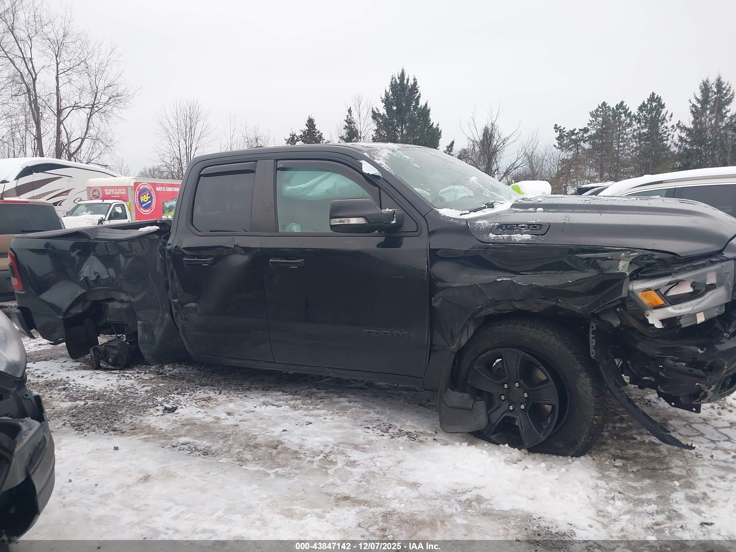 RAM 1500 image 6