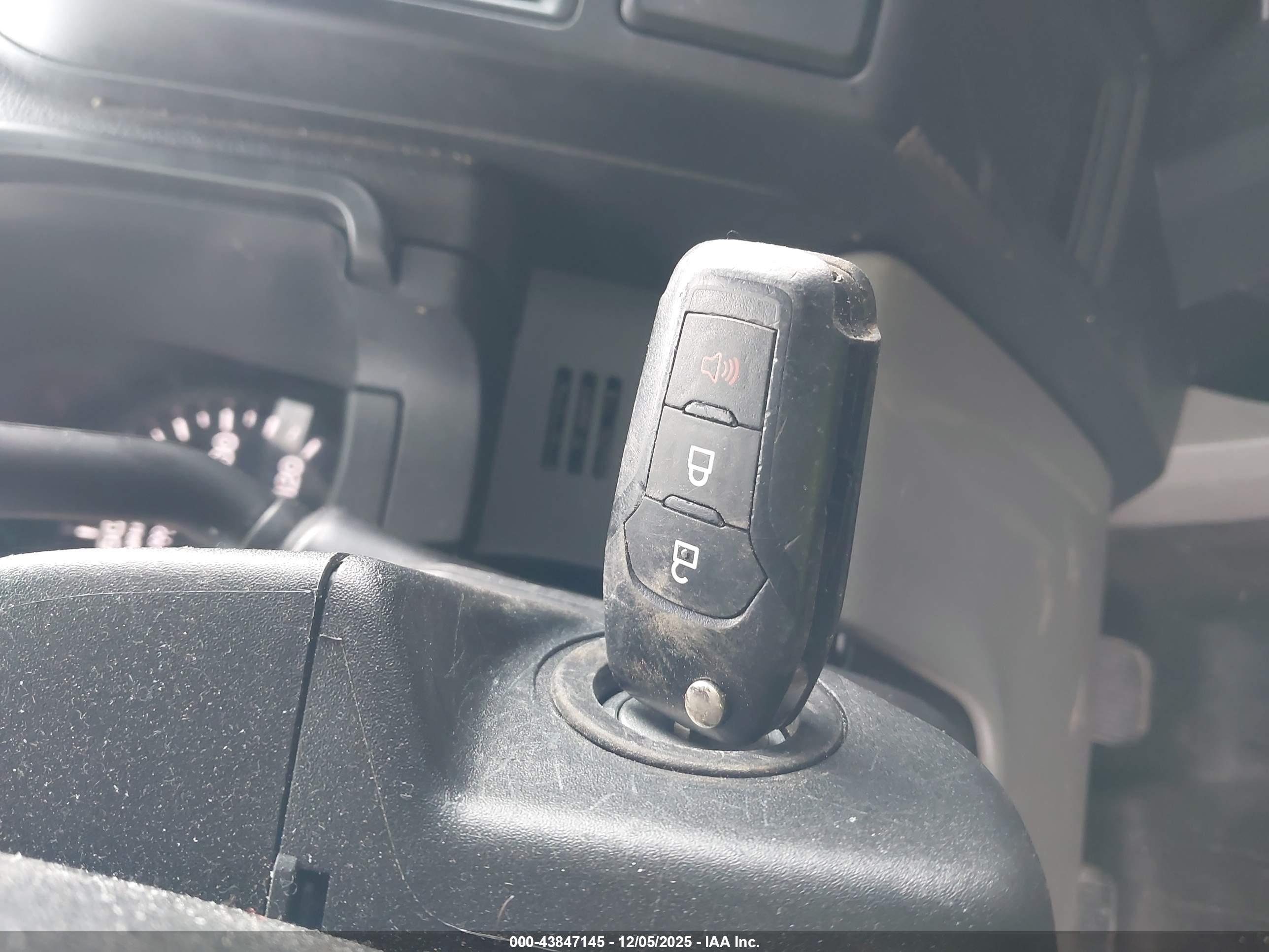 FORD F-150 image 11
