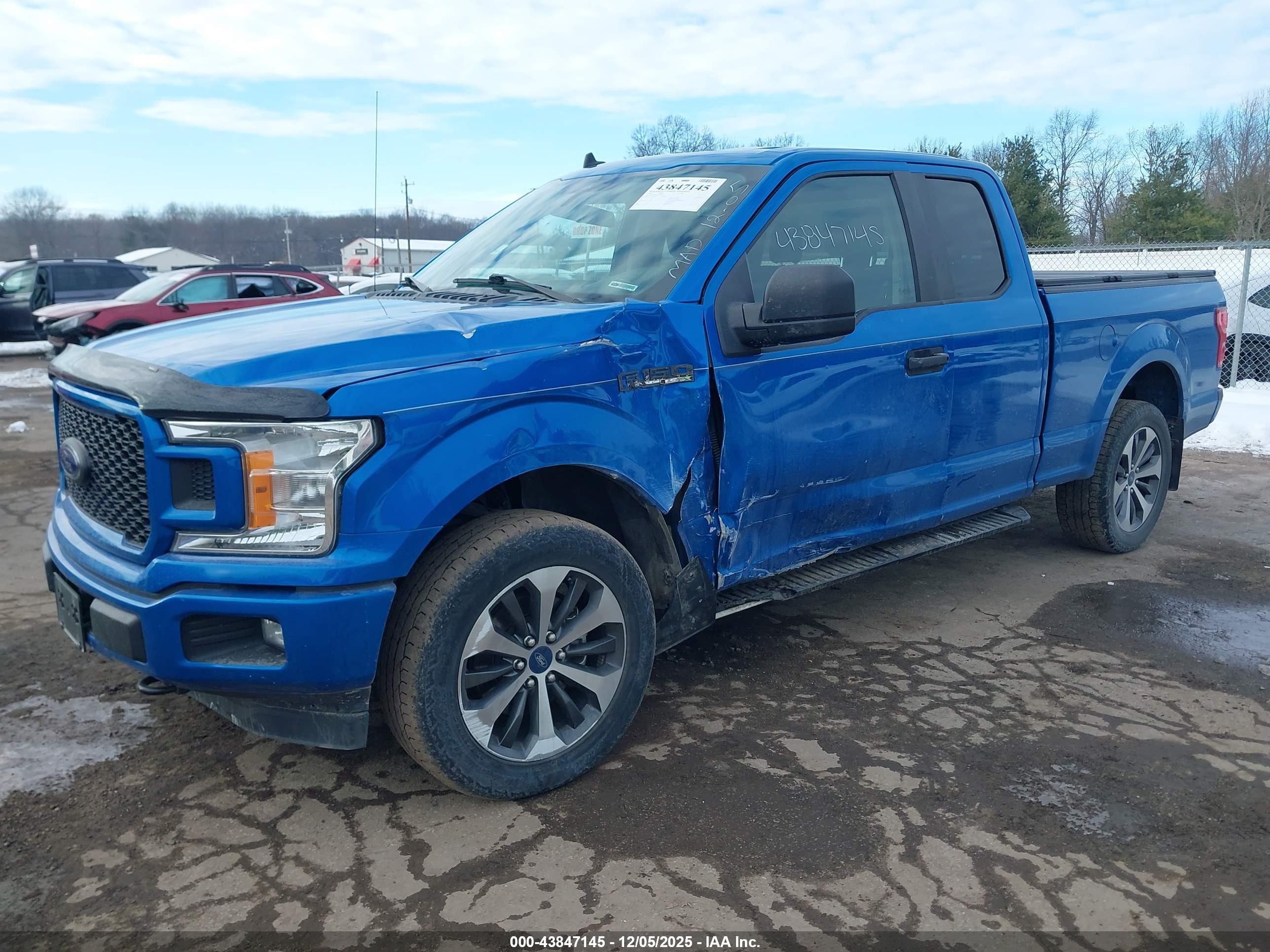 FORD F-150 image 2