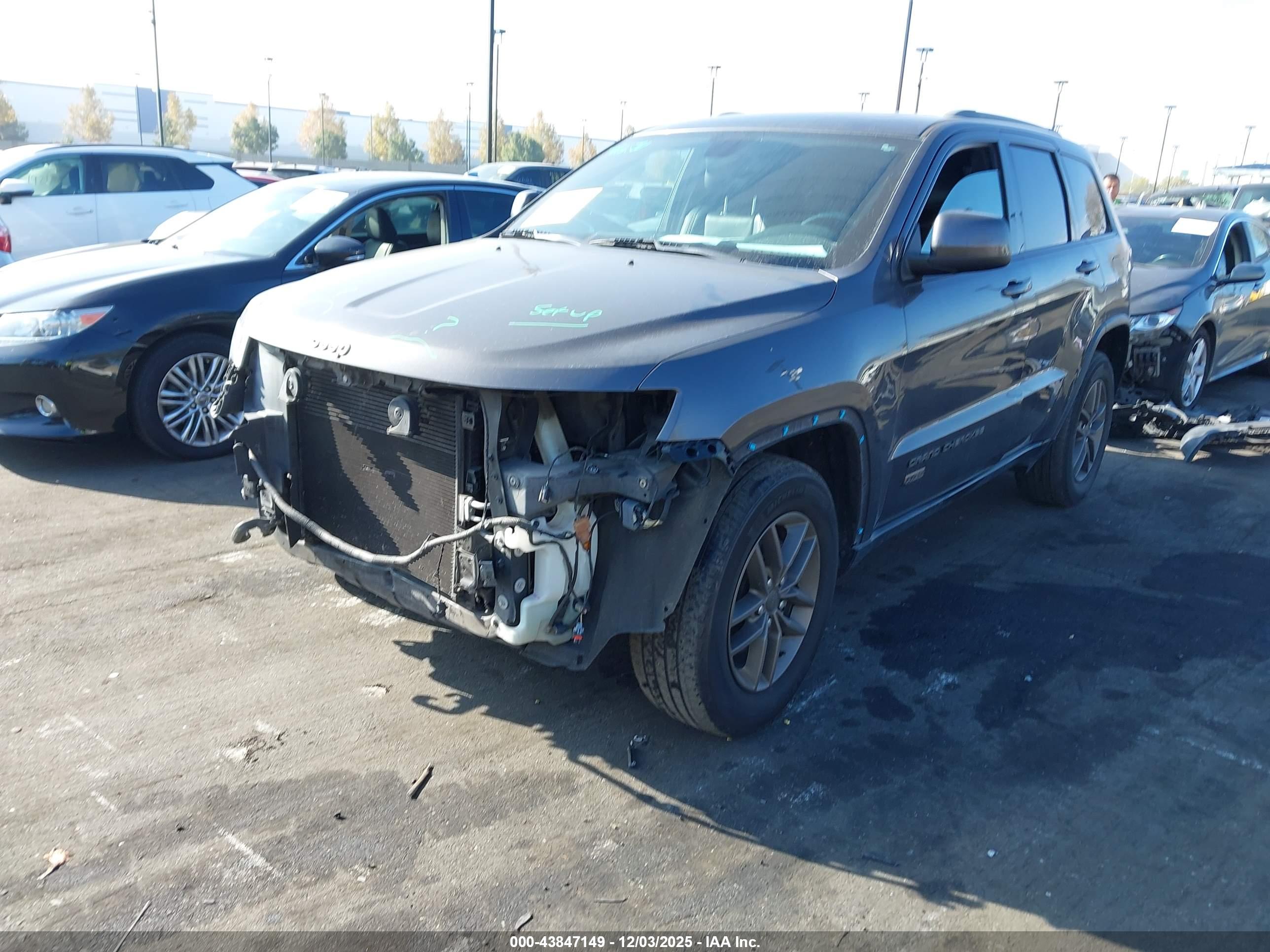 JEEP GRAND image 2