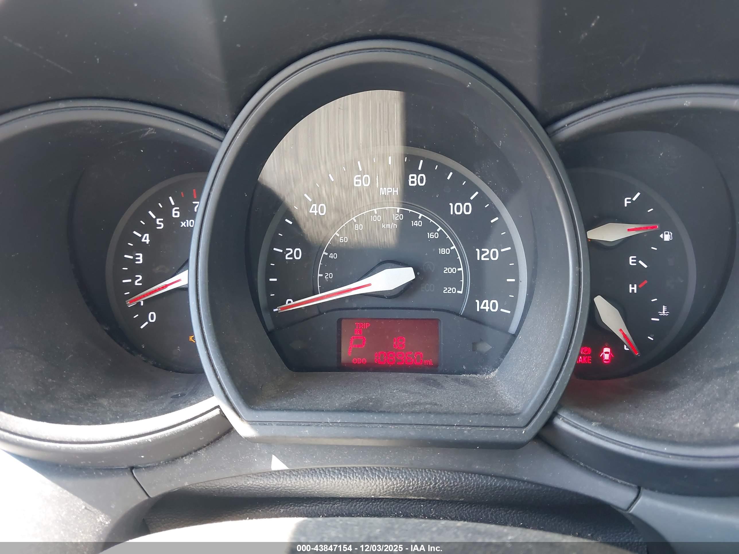 KIA RIO image 7