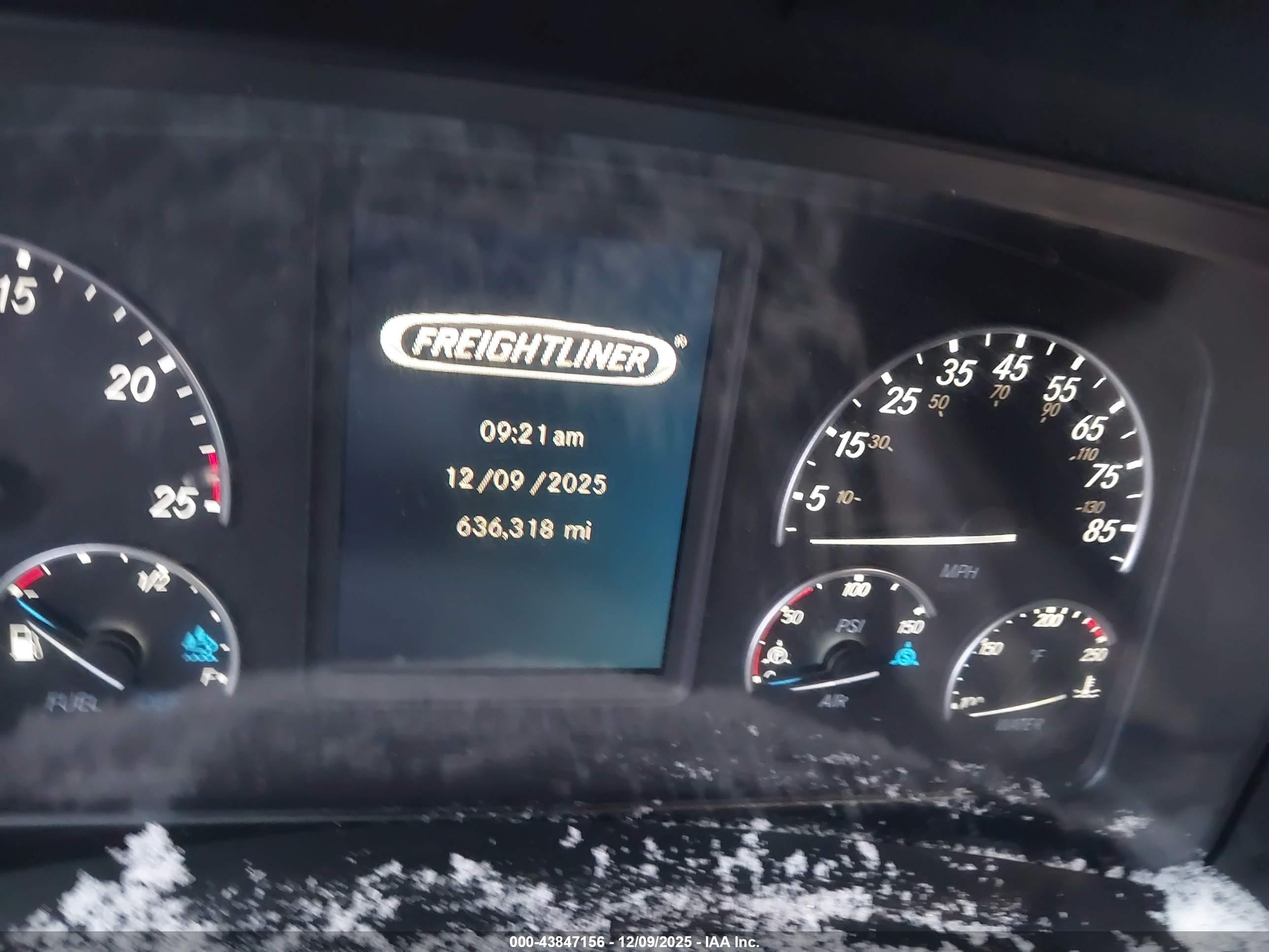 FREIGHTLINER NEW image 6