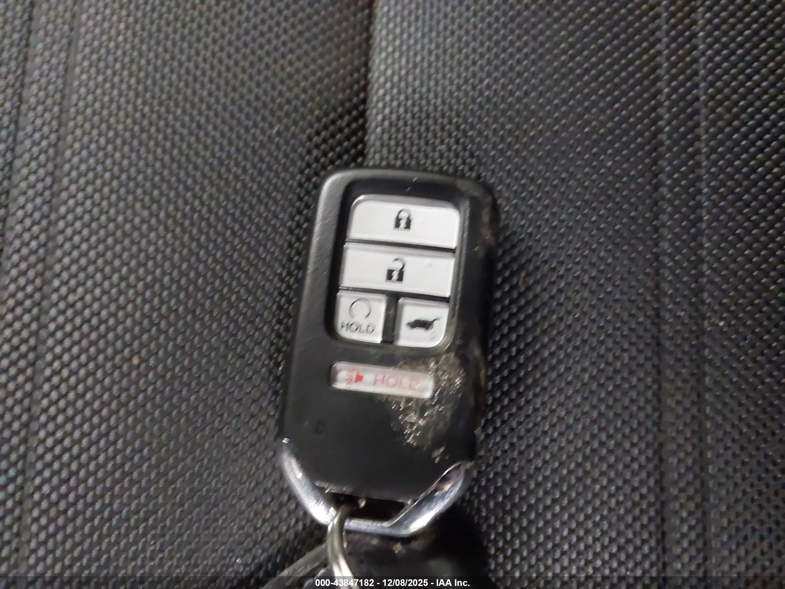 HONDA CR-V image 11