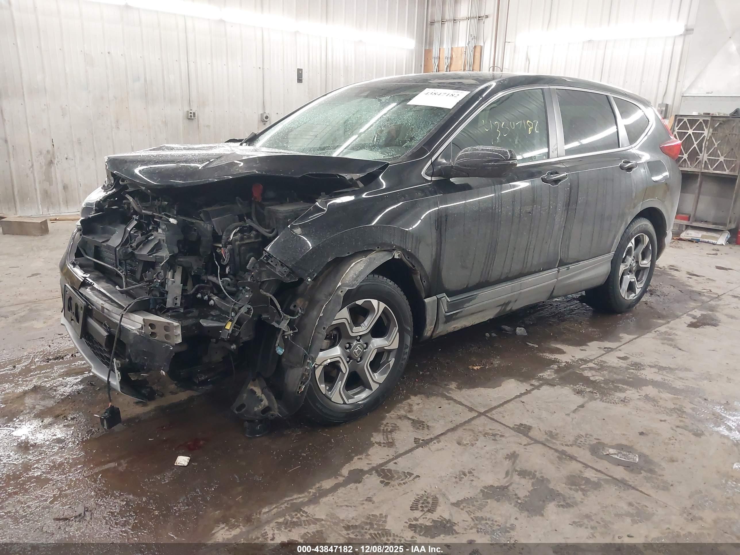 HONDA CR-V image 2