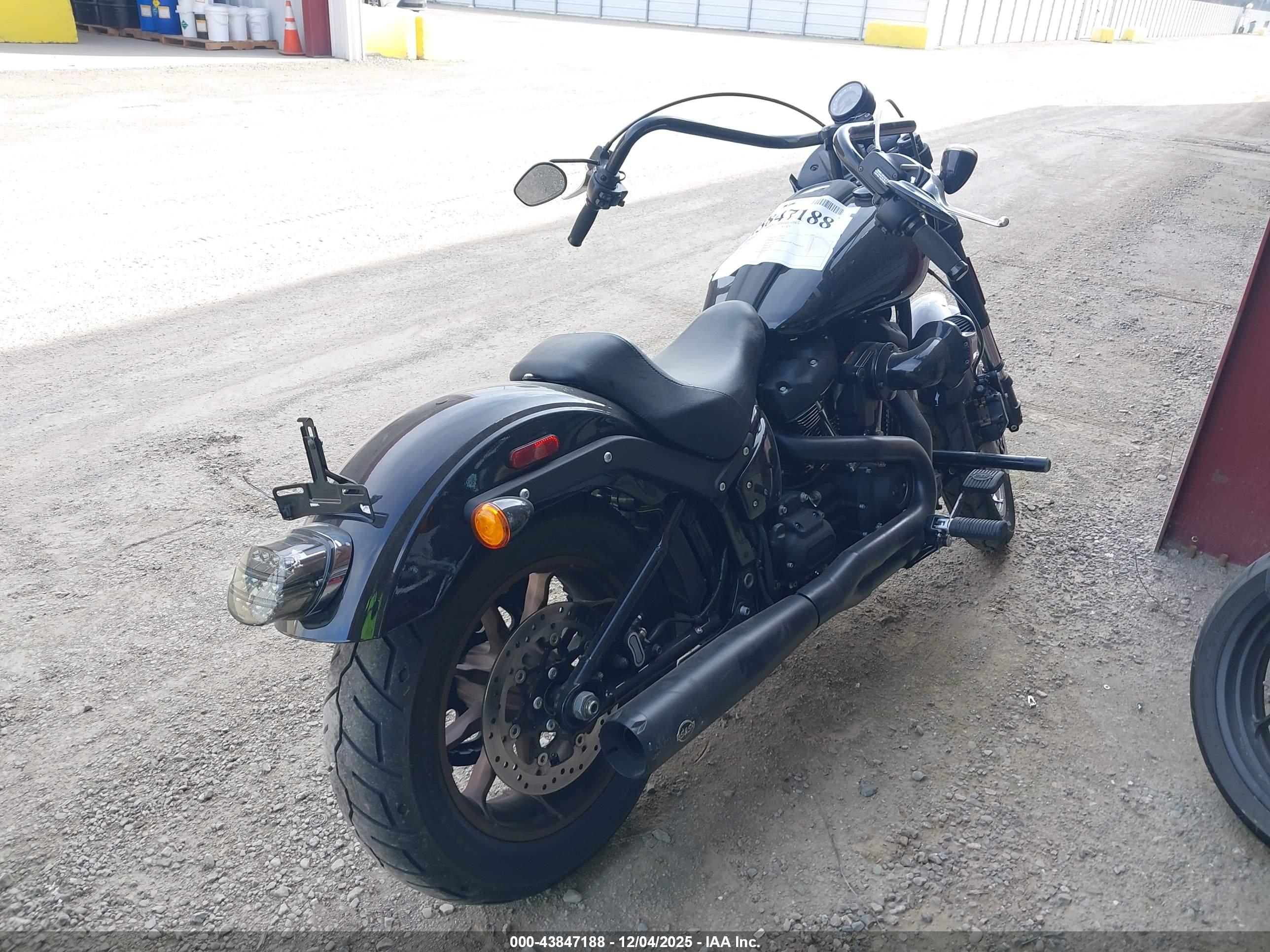 HARLEY-DAVIDSON FXLRS image 4