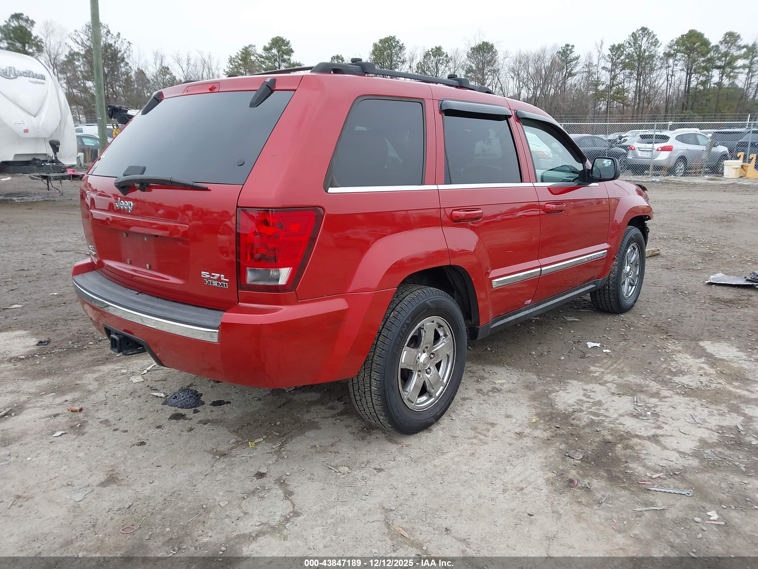 JEEP GRAND image 4