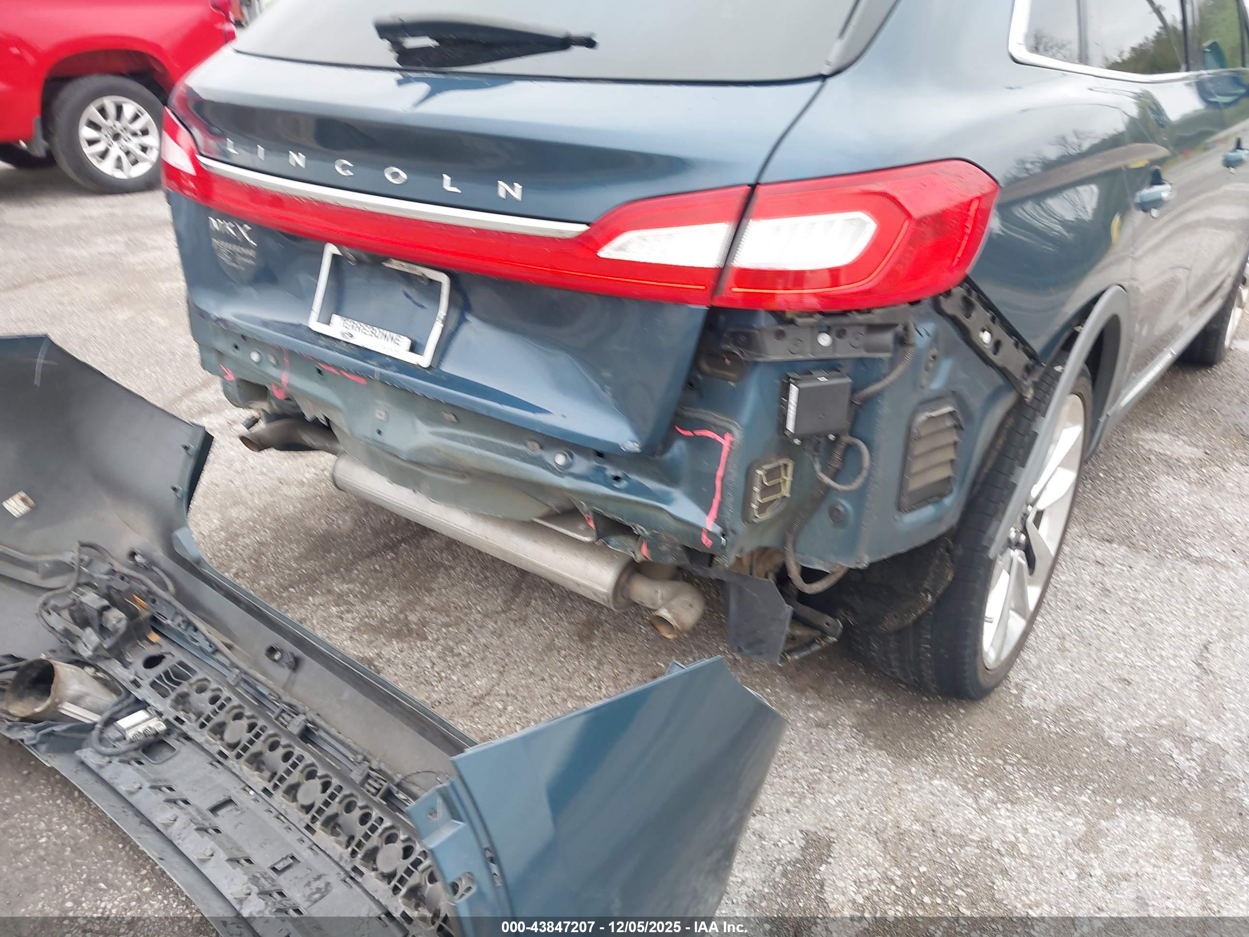 LINCOLN MKX image 6