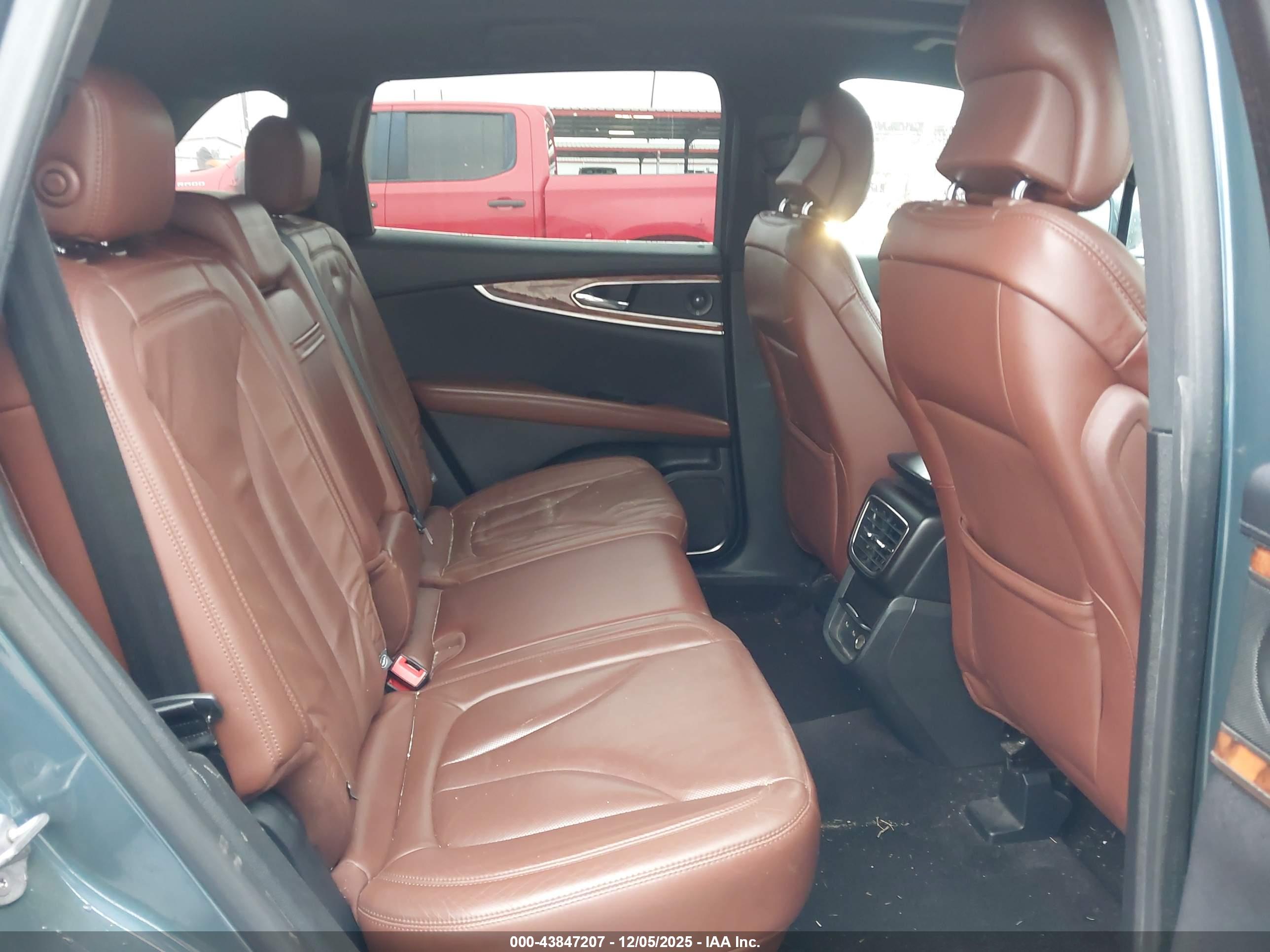LINCOLN MKX image 8