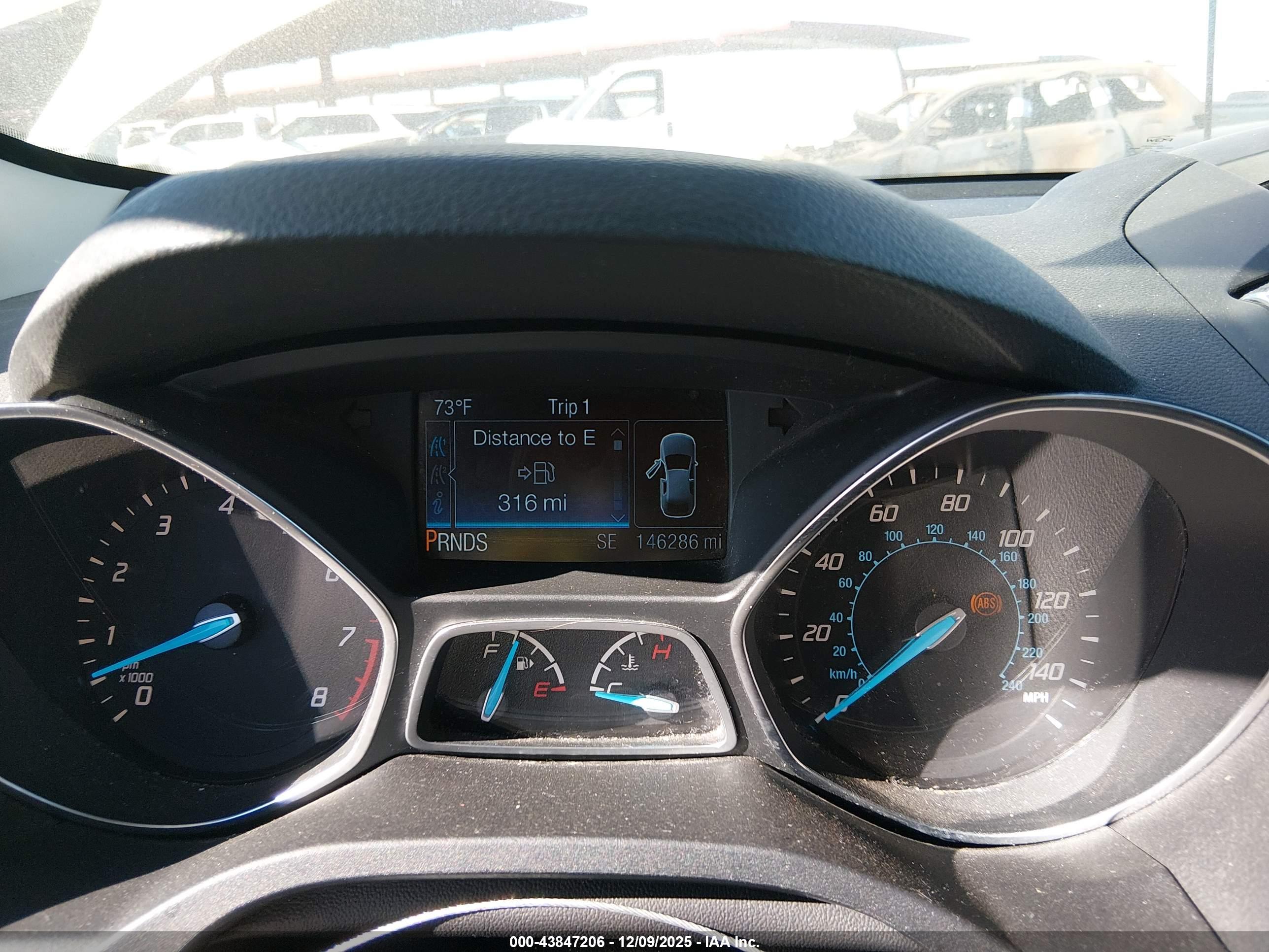 FORD ESCAPE image 7