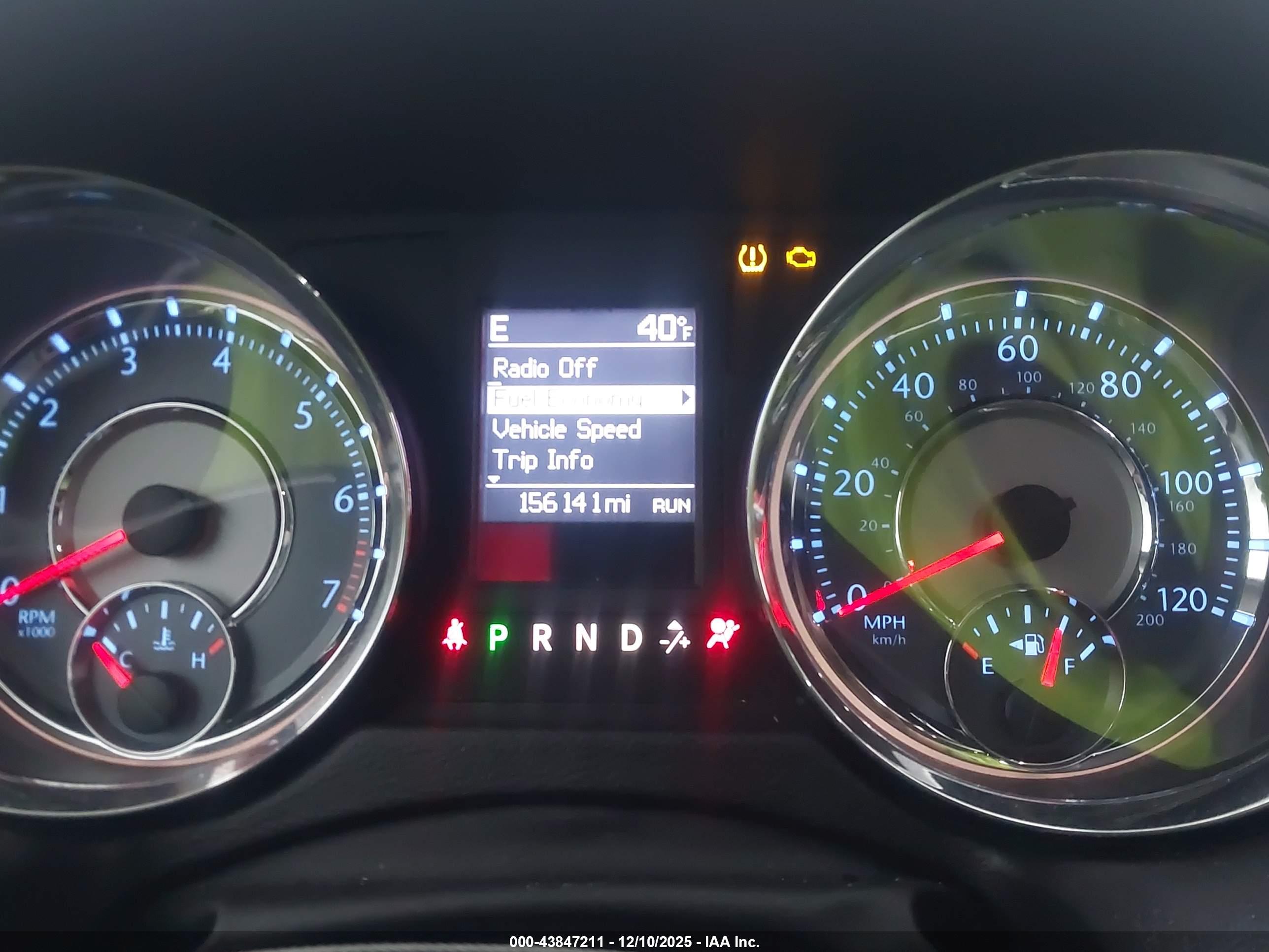 CHRYSLER TOWN image 7