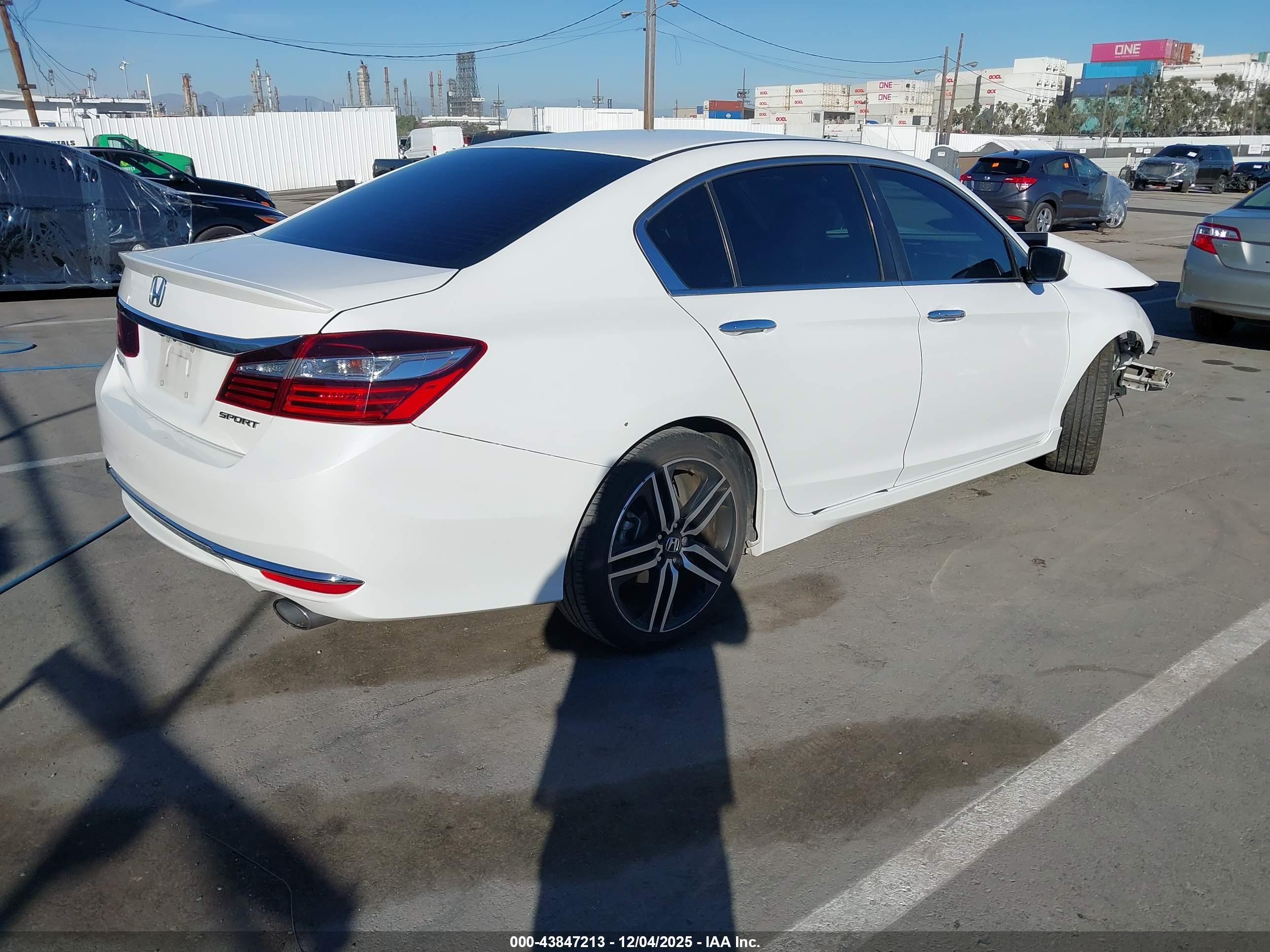 HONDA ACCORD image 4