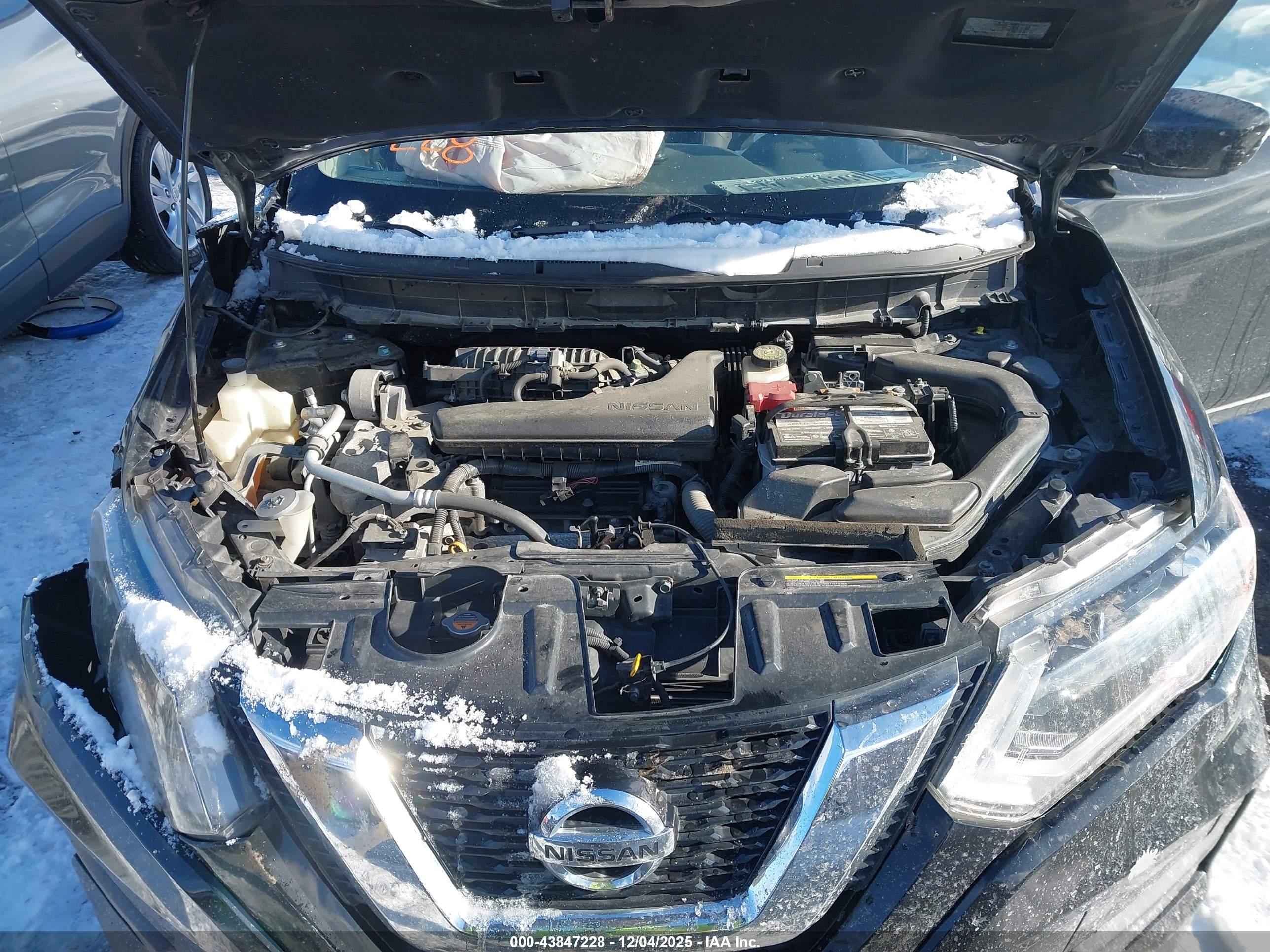 NISSAN ROGUE image 10