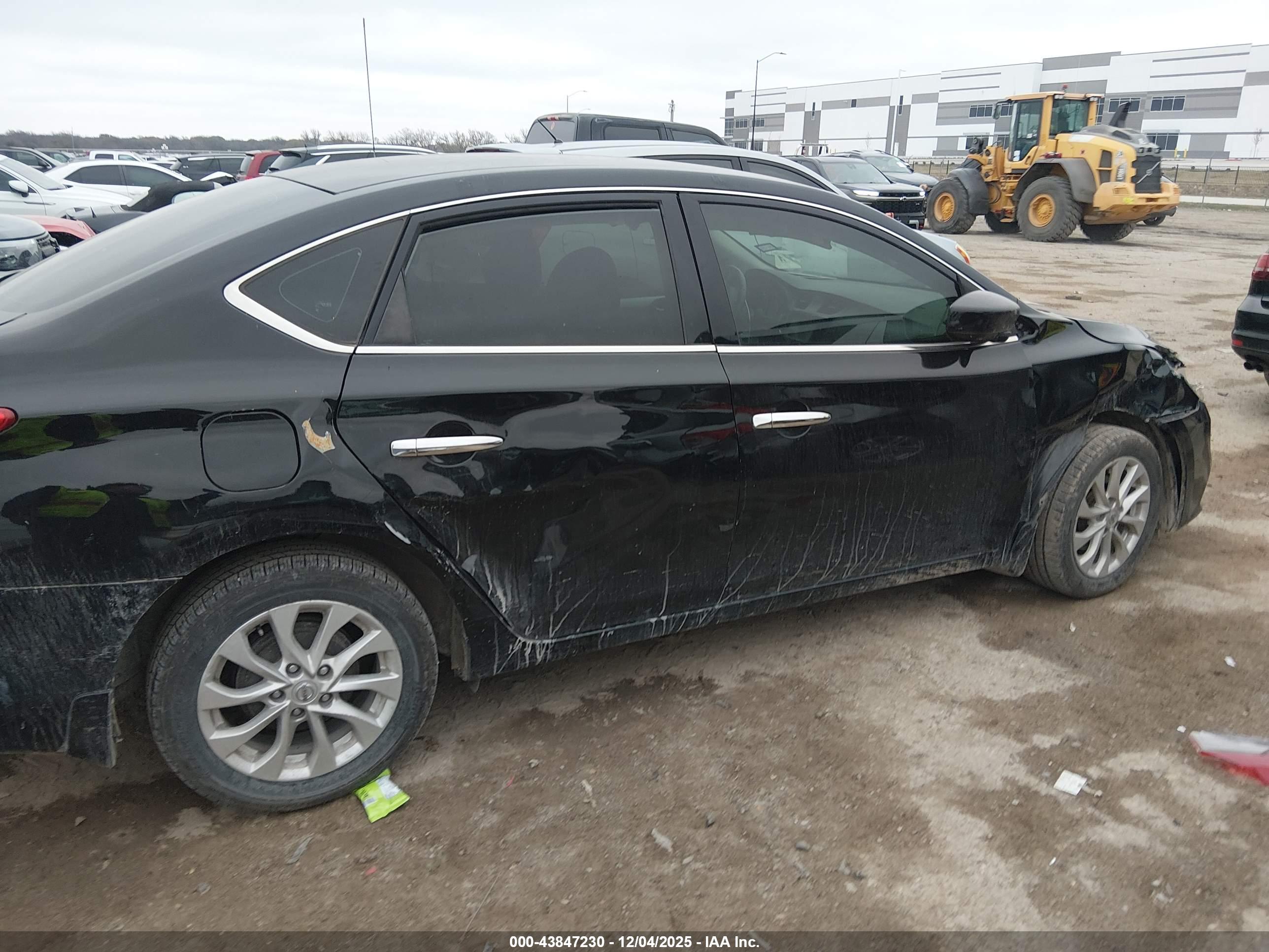 NISSAN SENTRA image 6