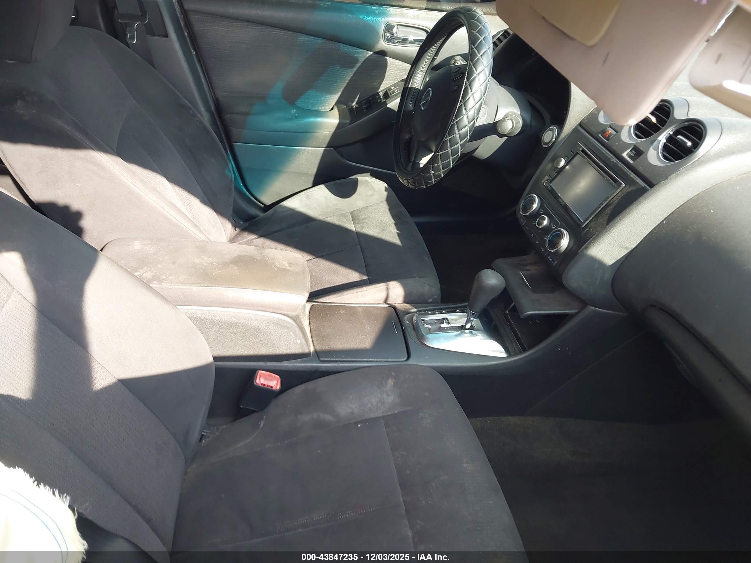 NISSAN ALTIMA image 5