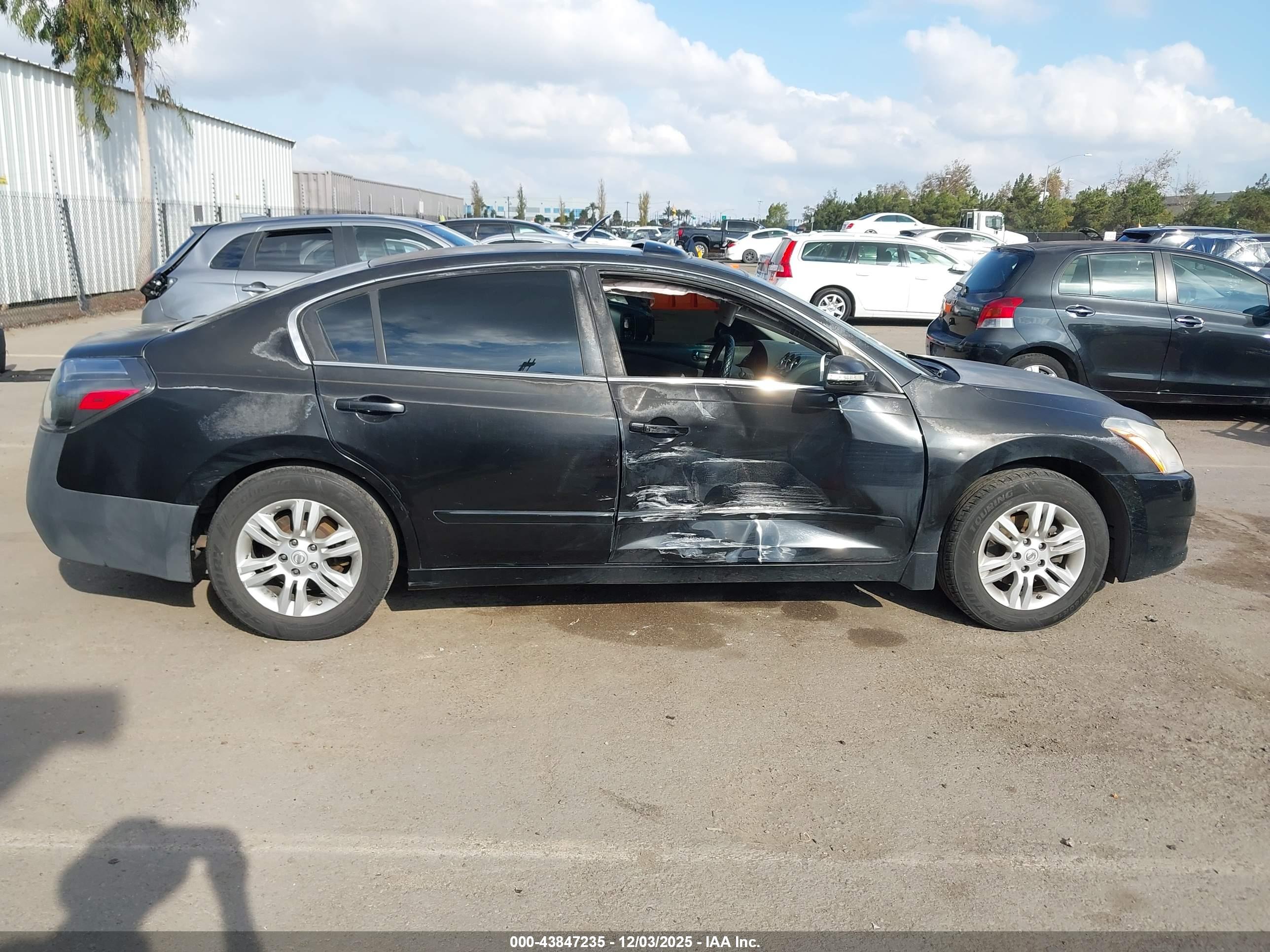 NISSAN ALTIMA image 6