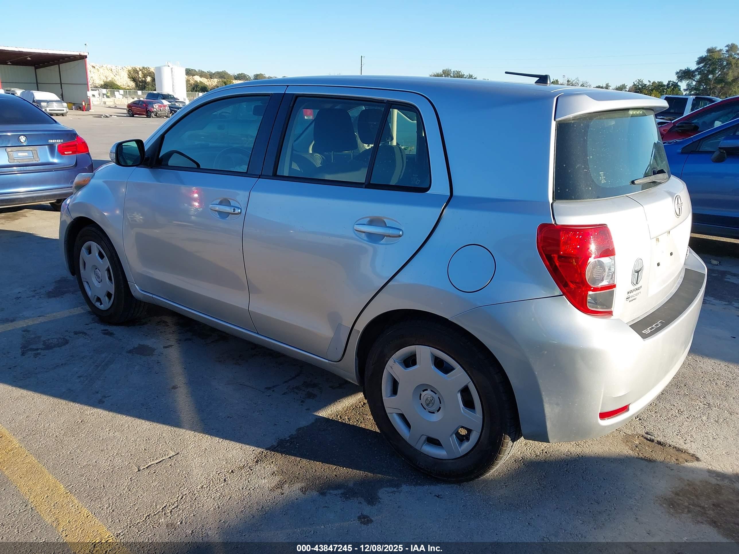 SCION XD image 3