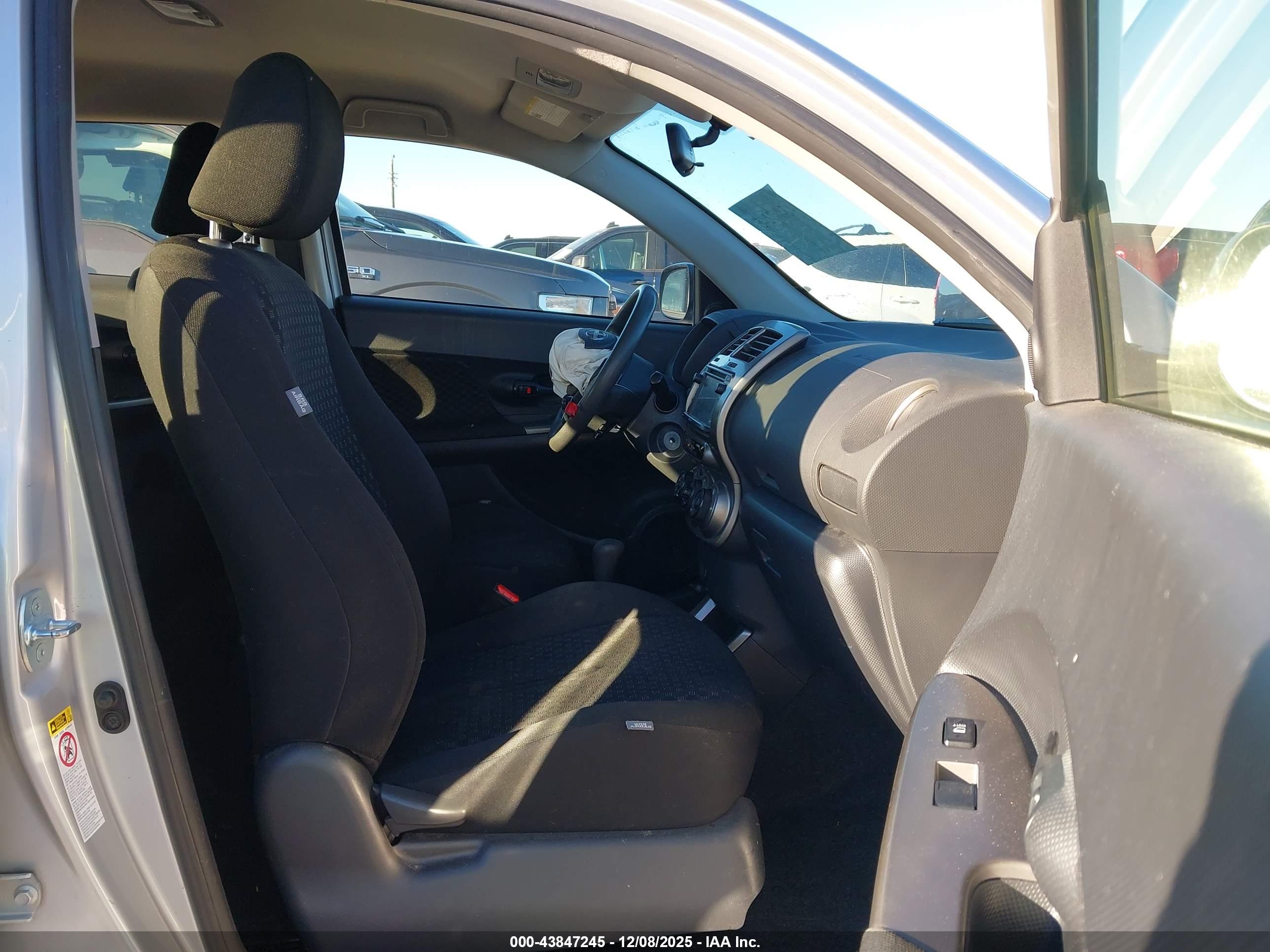 SCION XD image 5